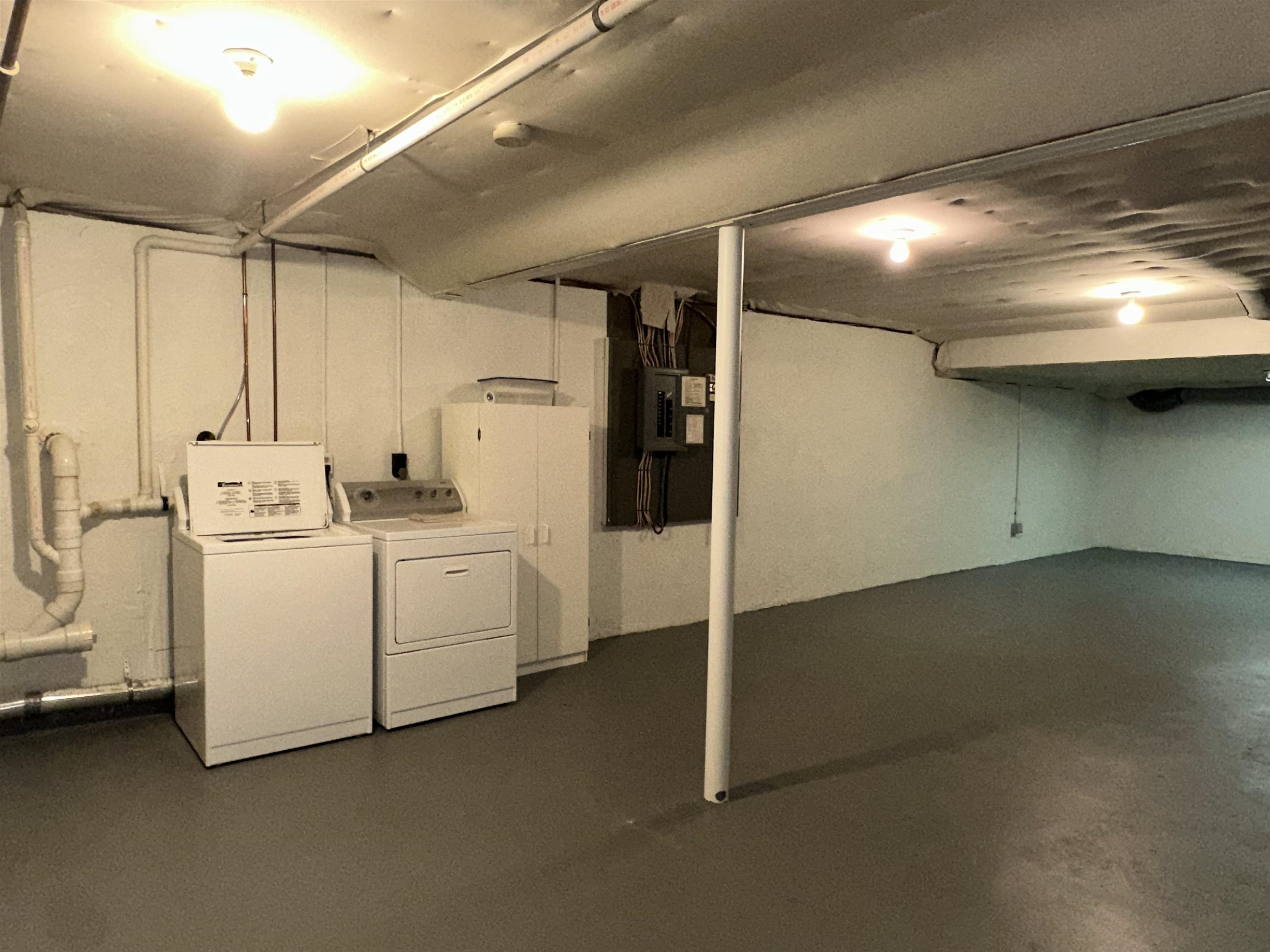 61 Windsor Ct, Keene, NH 03431