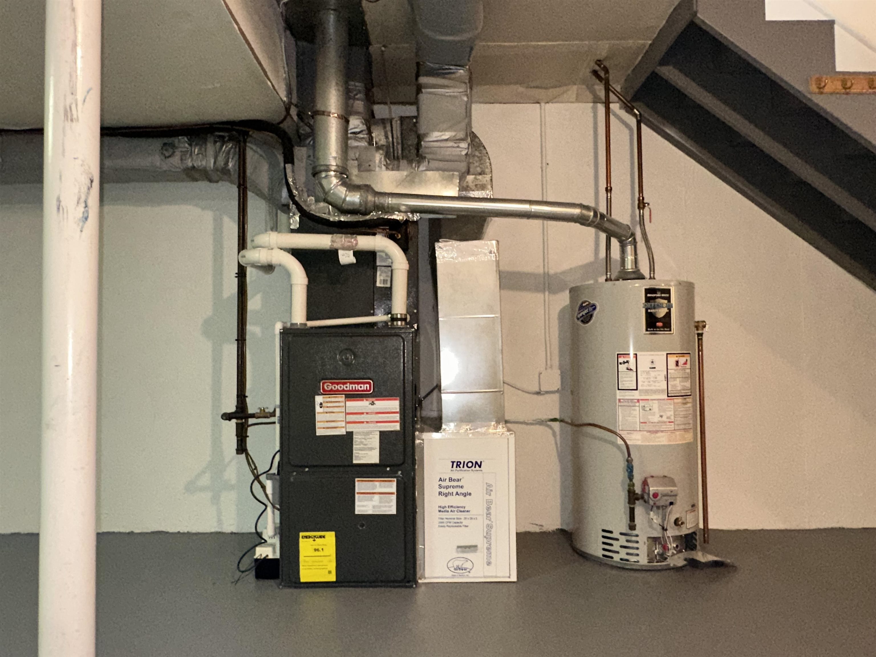 61 Windsor Ct, Keene, NH 03431