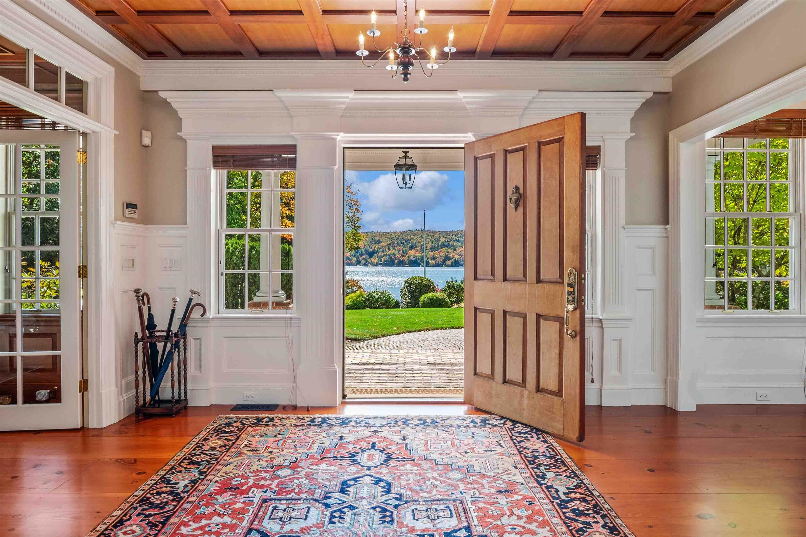 373 Lakeshore Dr, New London, NH 03257