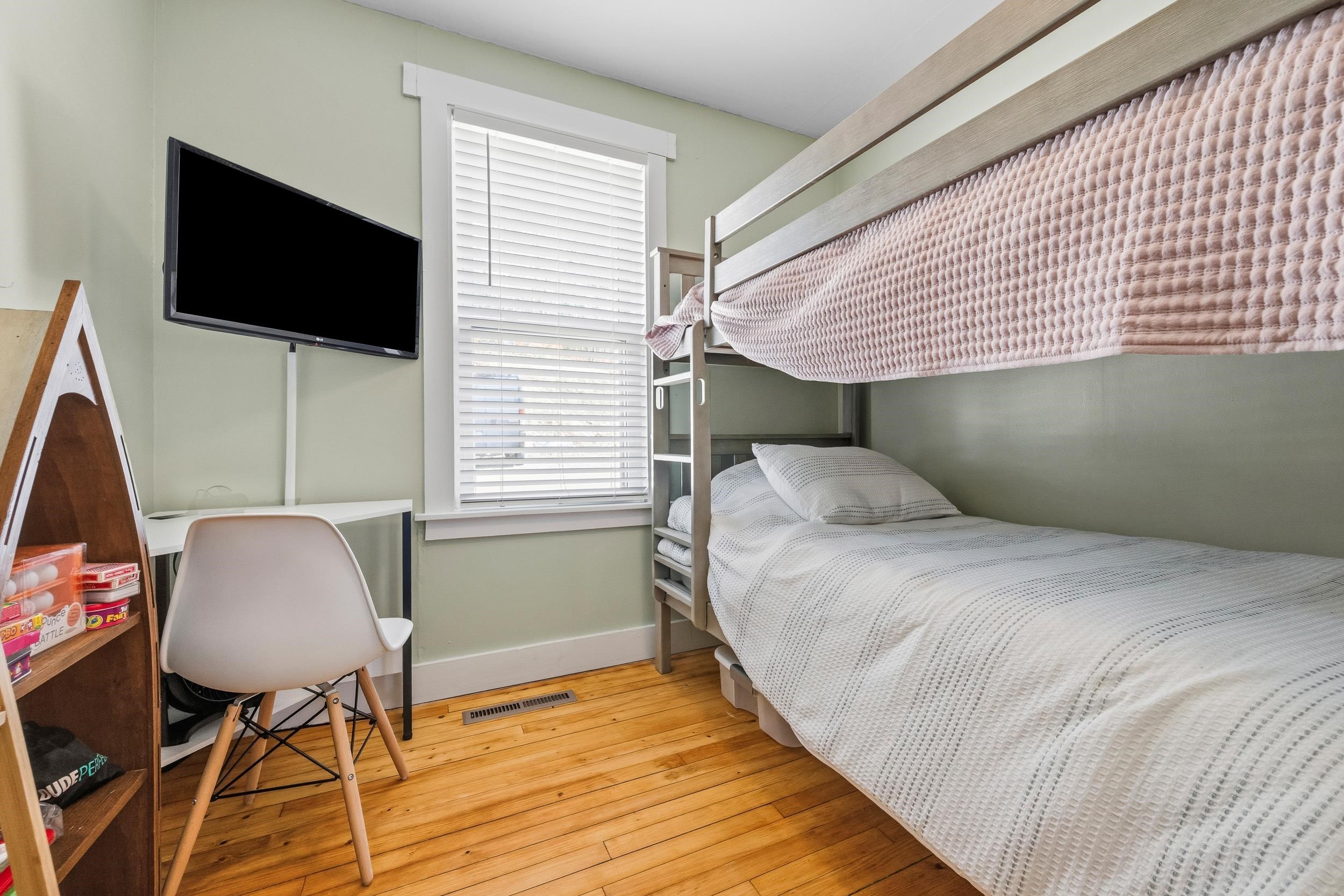 134 Cedar Pond Dr, Milan, NH 03588