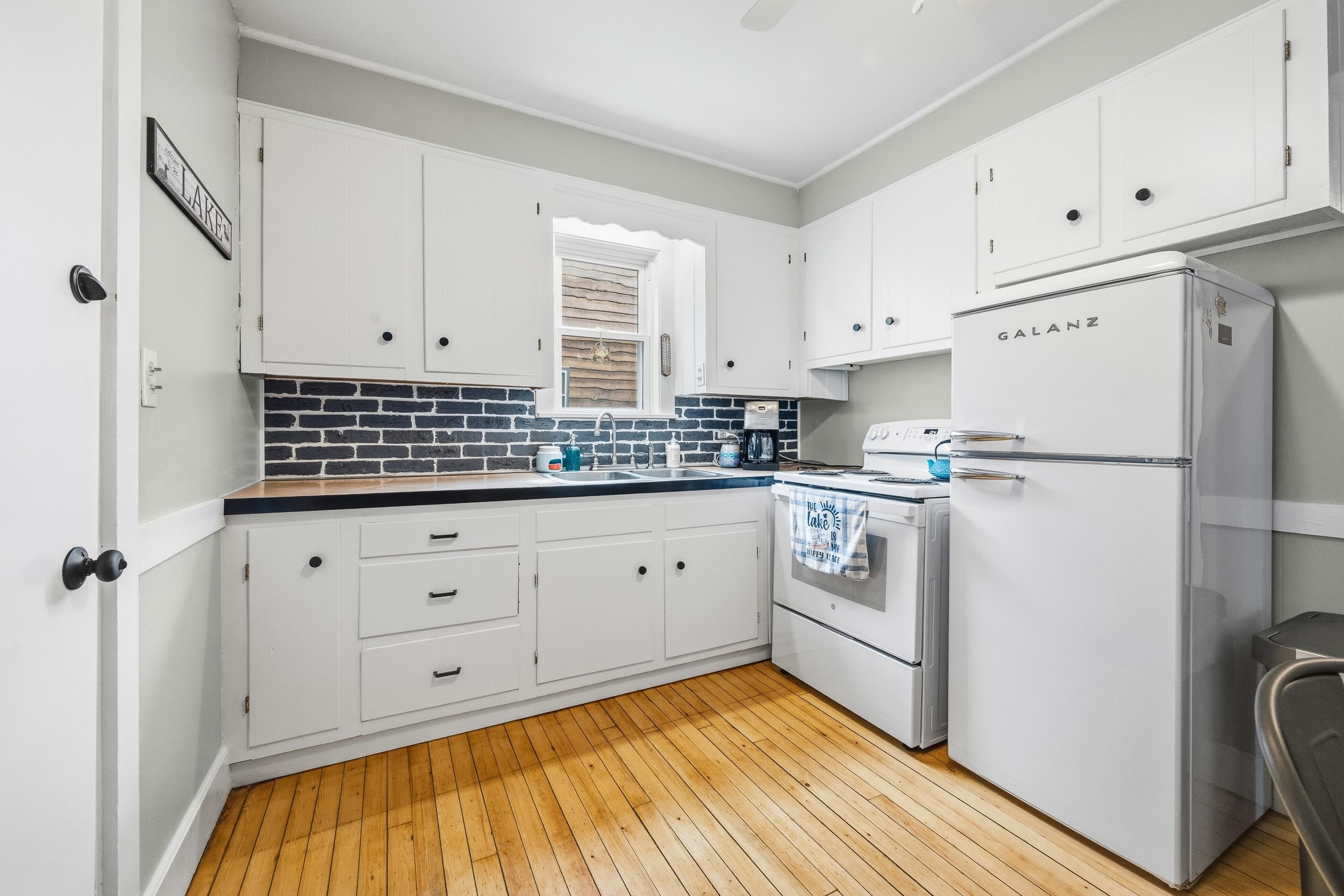 134 Cedar Pond Dr, Milan, NH 03588