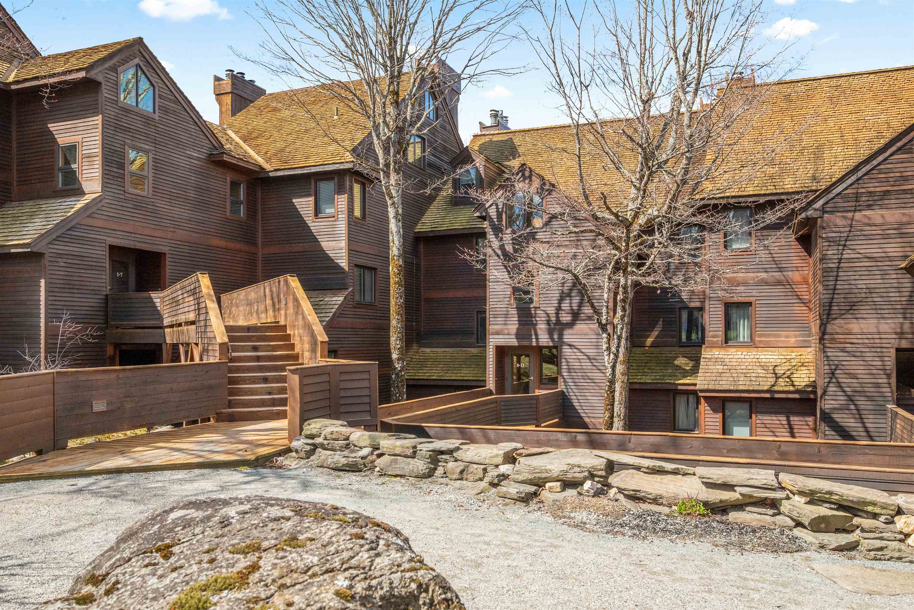 Killington VT&nbsp;Condo for sale $$589,000 $465 per sq.ft.