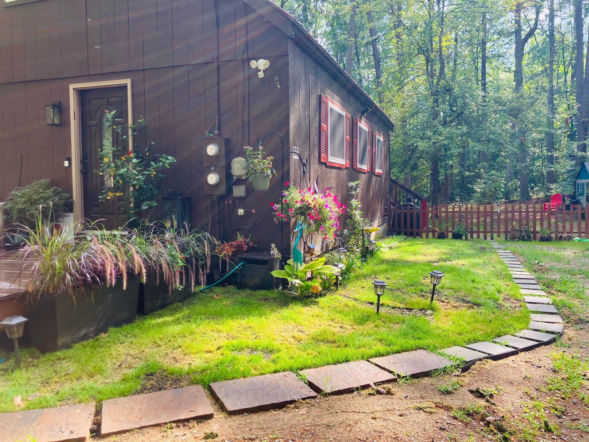 135 Pine River Pa, Effingham, NH 03882