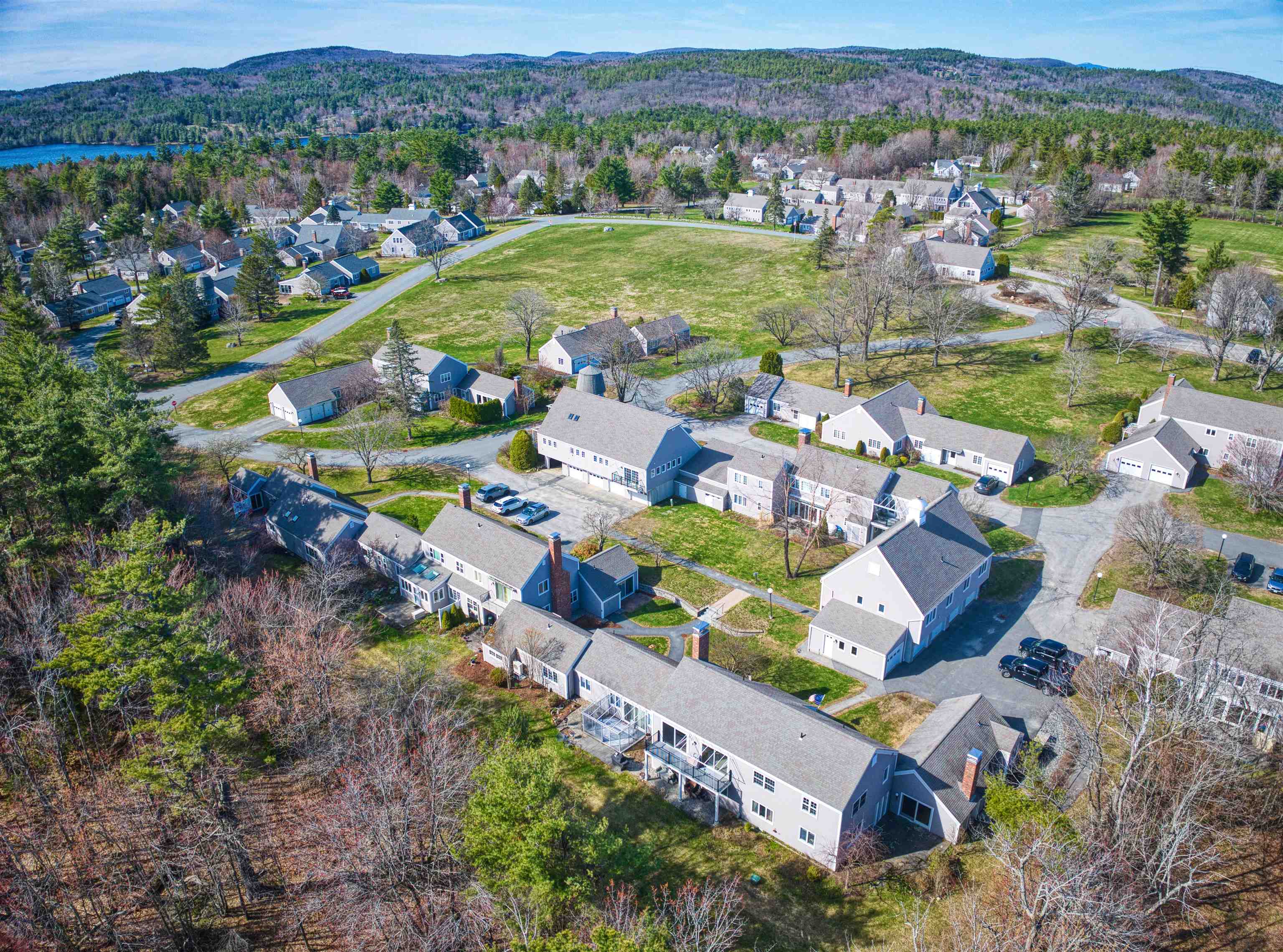 19 Hilltop Pl #19, New London, NH 03257