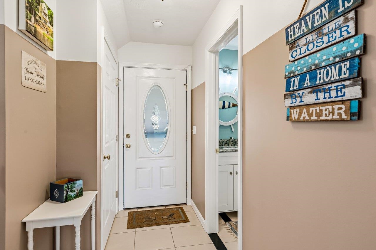 28 Lake Rd, Epsom, NH 03234