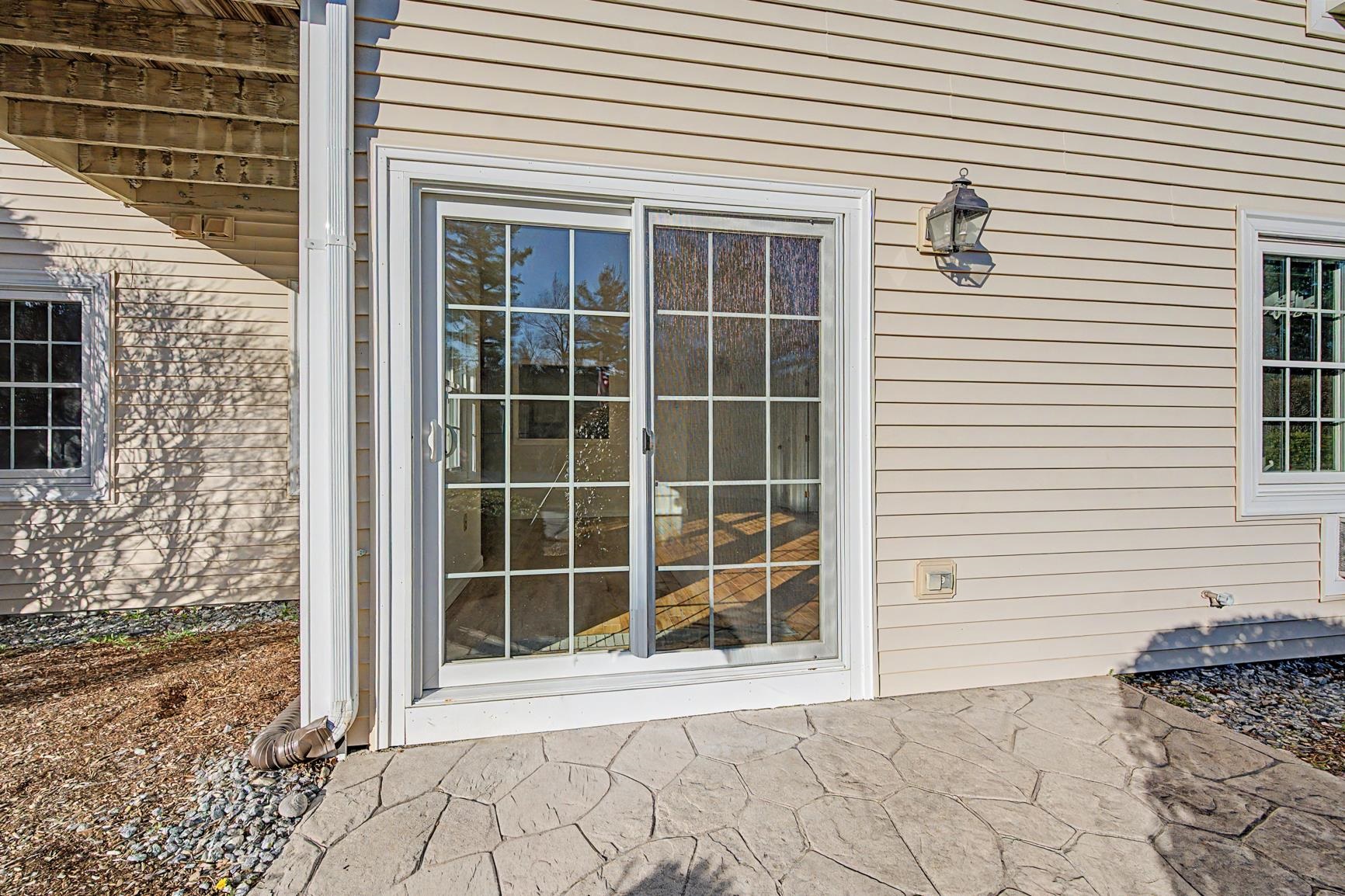 332 Parkside Rd #3, New London, NH 03257