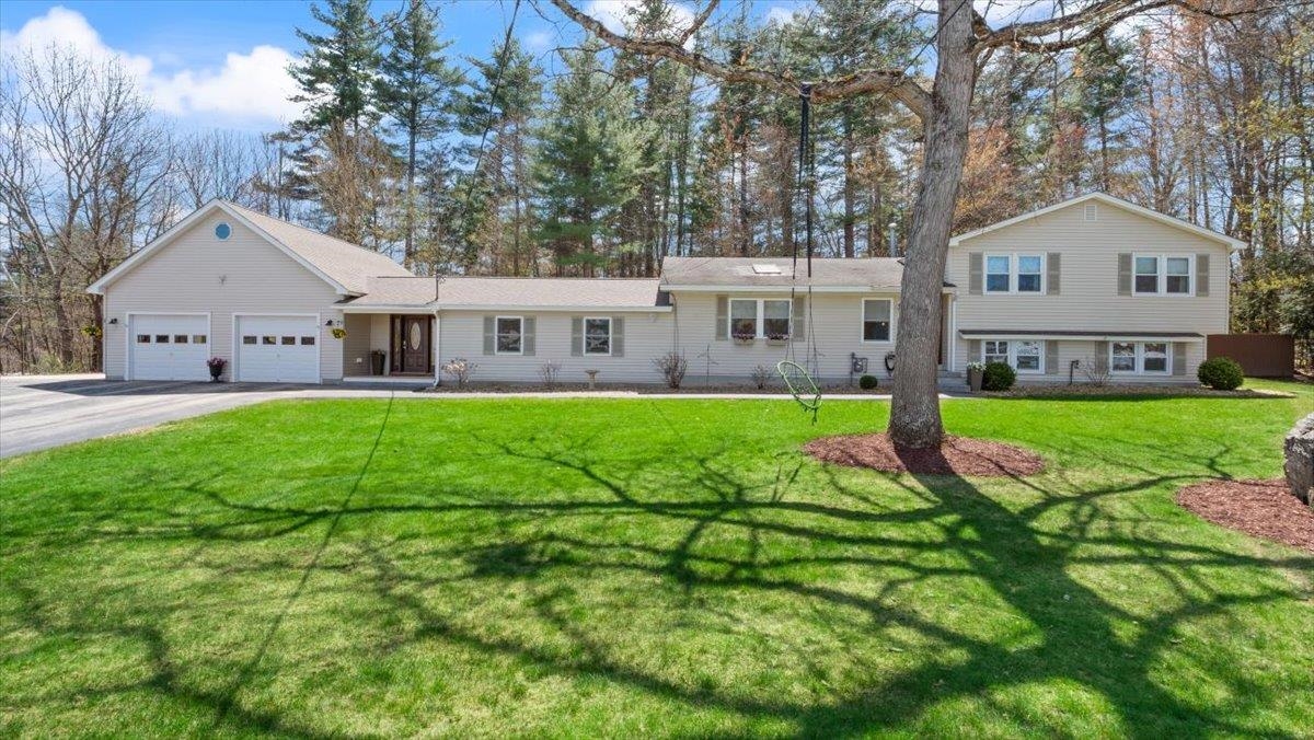 4 Wallace Dr, Merrimack, NH 03054