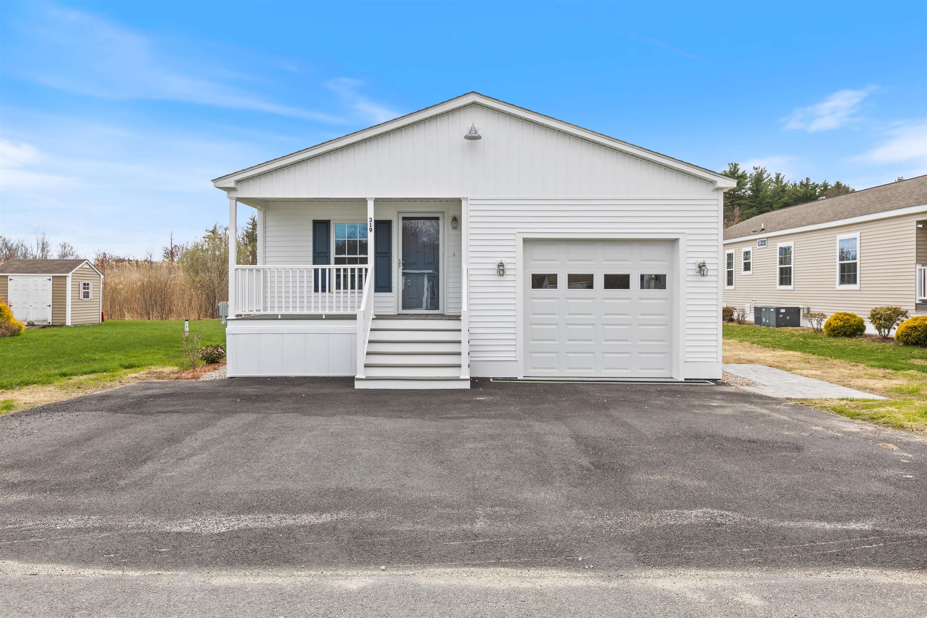 319 Salmon Ave, Portsmouth, NH 03801