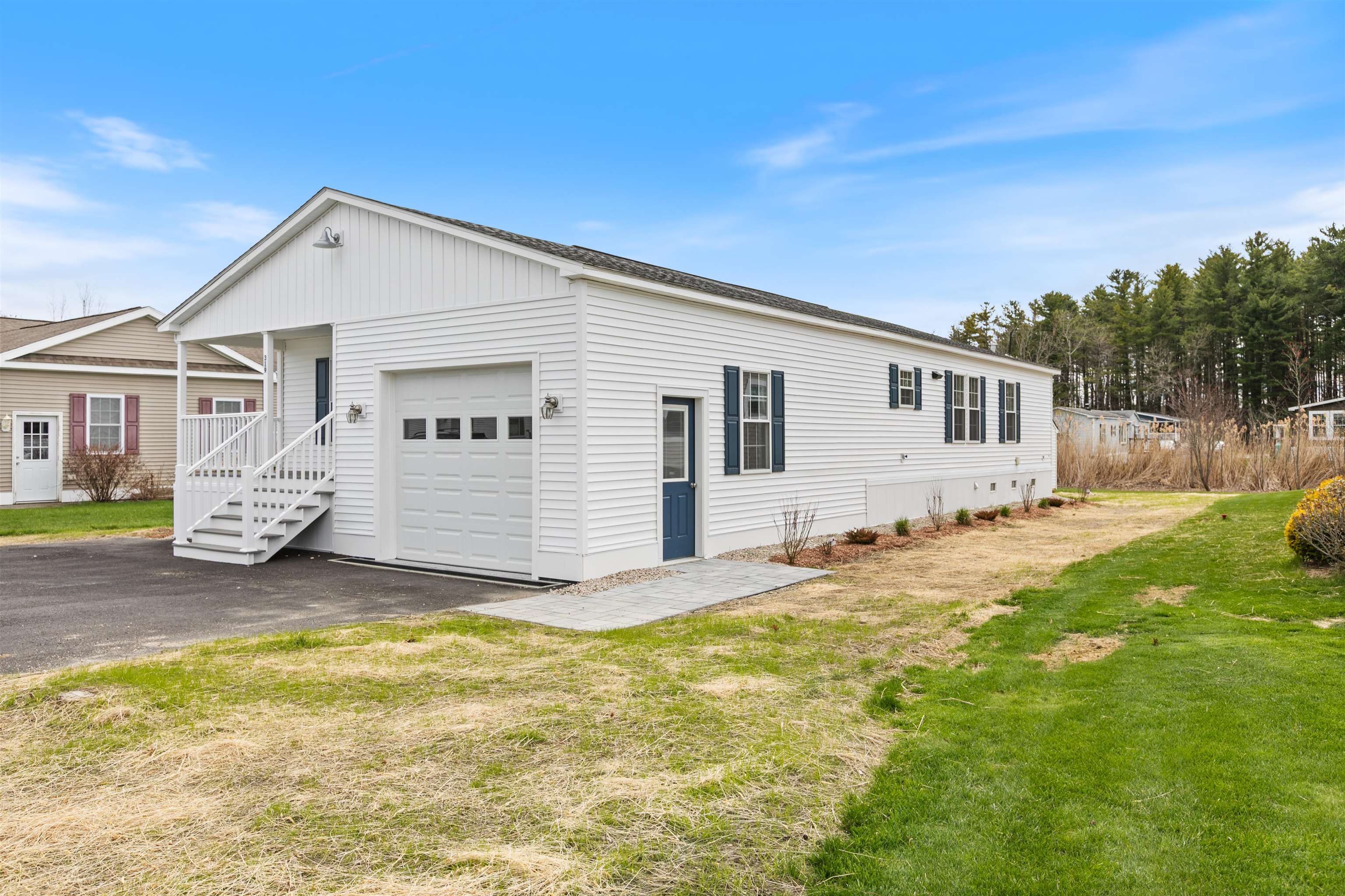 319 Salmon Ave, Portsmouth, NH 03801