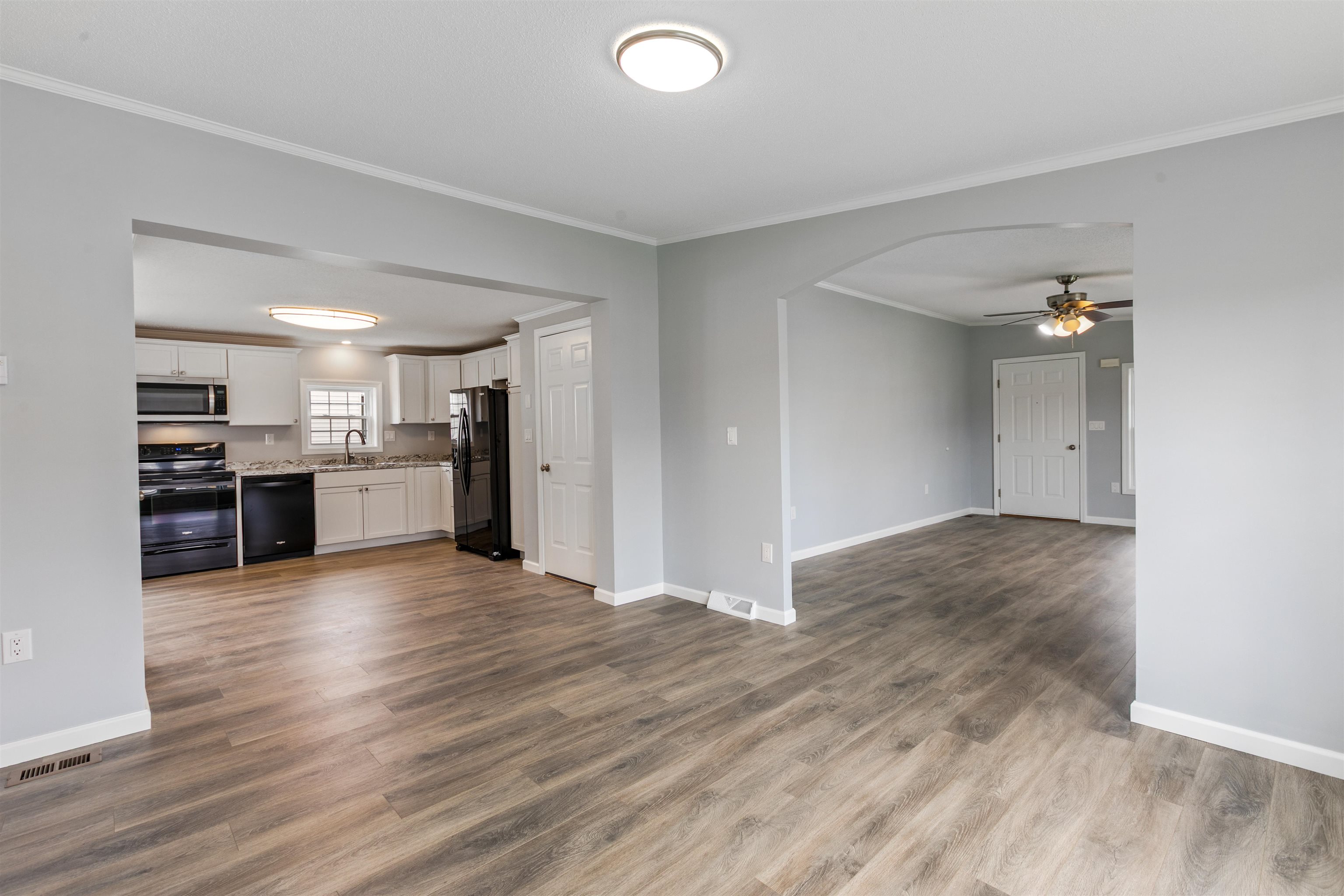 319 Salmon Ave, Portsmouth, NH 03801