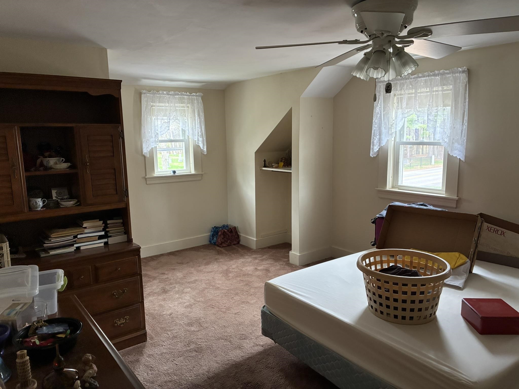 123 Bradford Rd, Keene, NH 03431