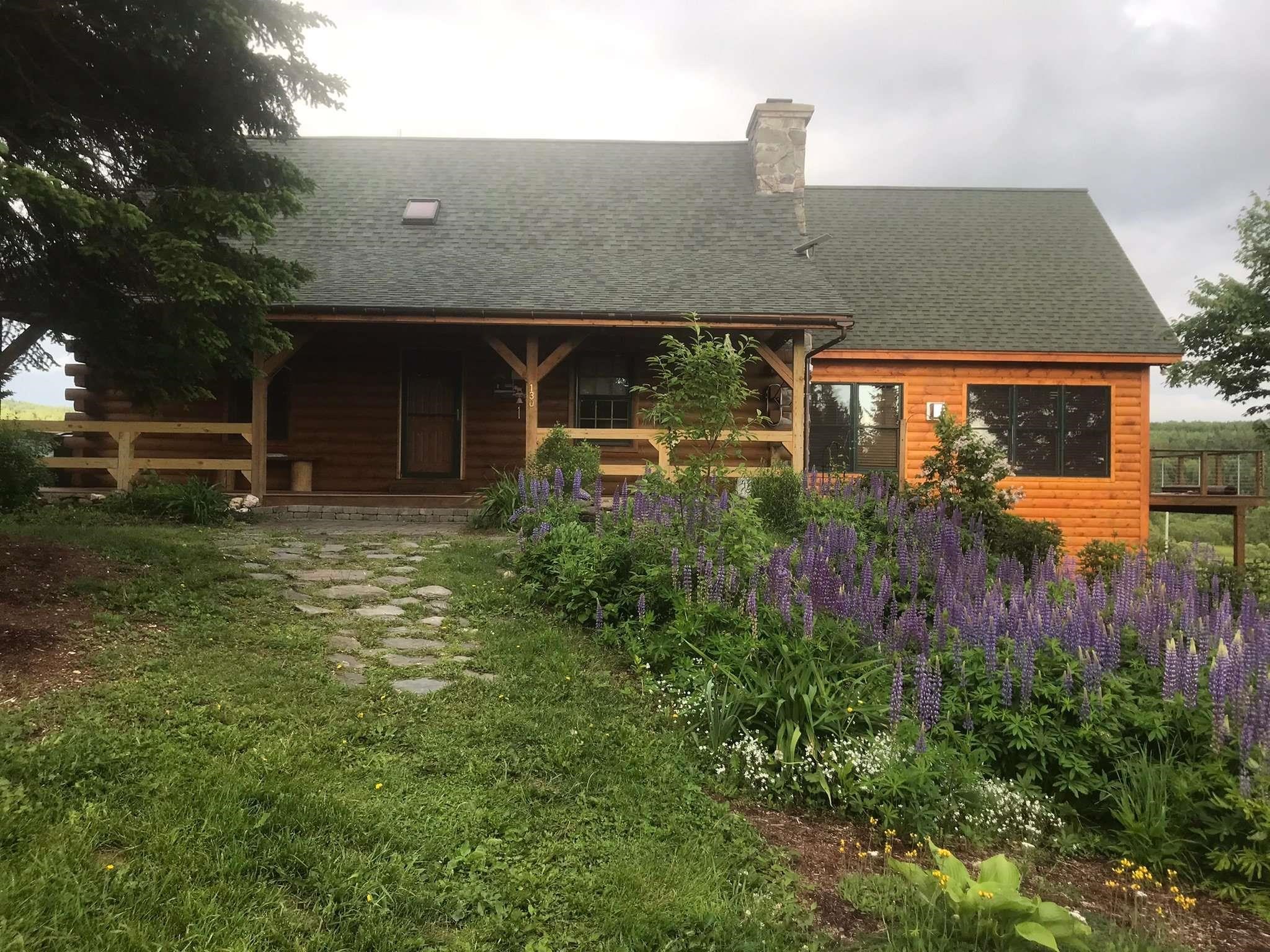 130 Old Barn Rd, Clarksville, NH 03592