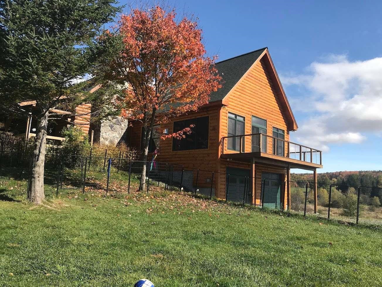 130 Old Barn Rd, Clarksville, NH 03592