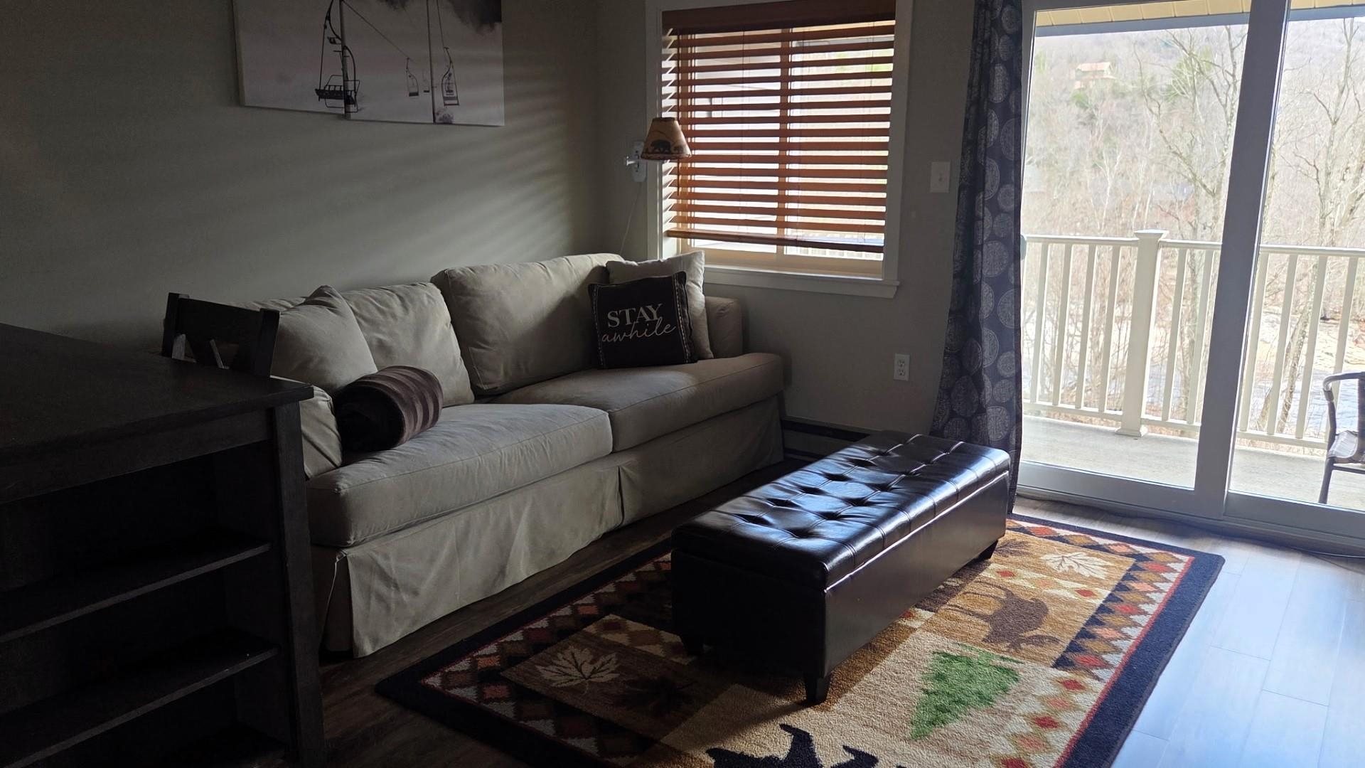 36 Lodge Rd, Lincoln, NH 03251