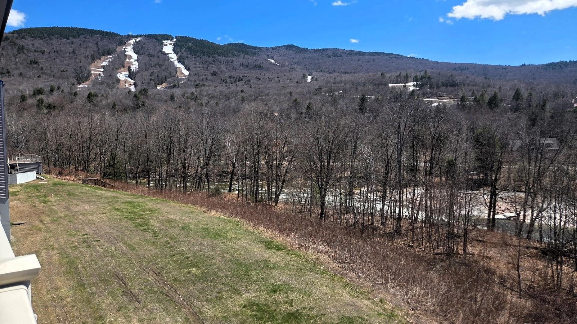 36 Lodge Rd, Lincoln, NH 03251