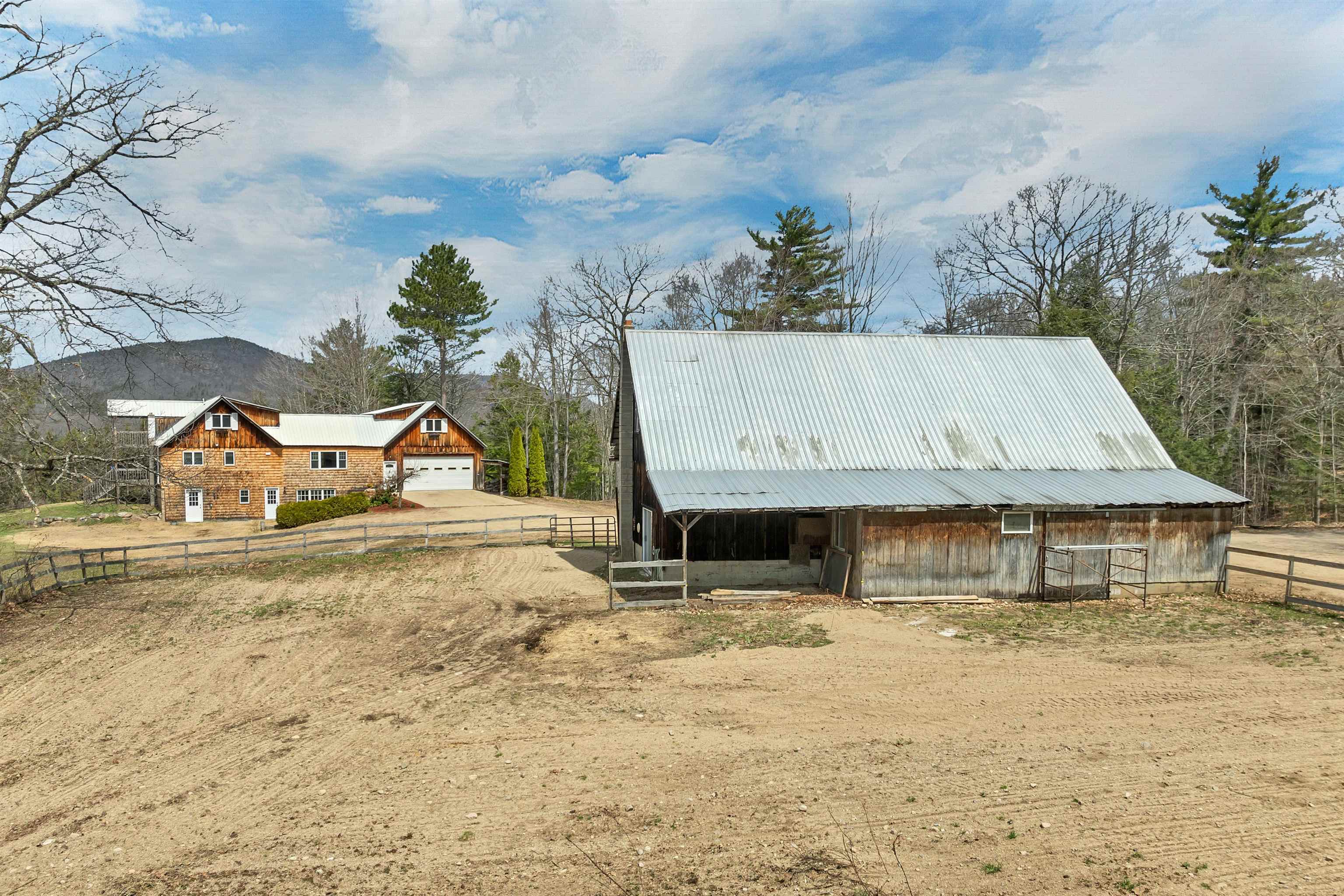 17 Croto Ln, Albany, NH 03818
