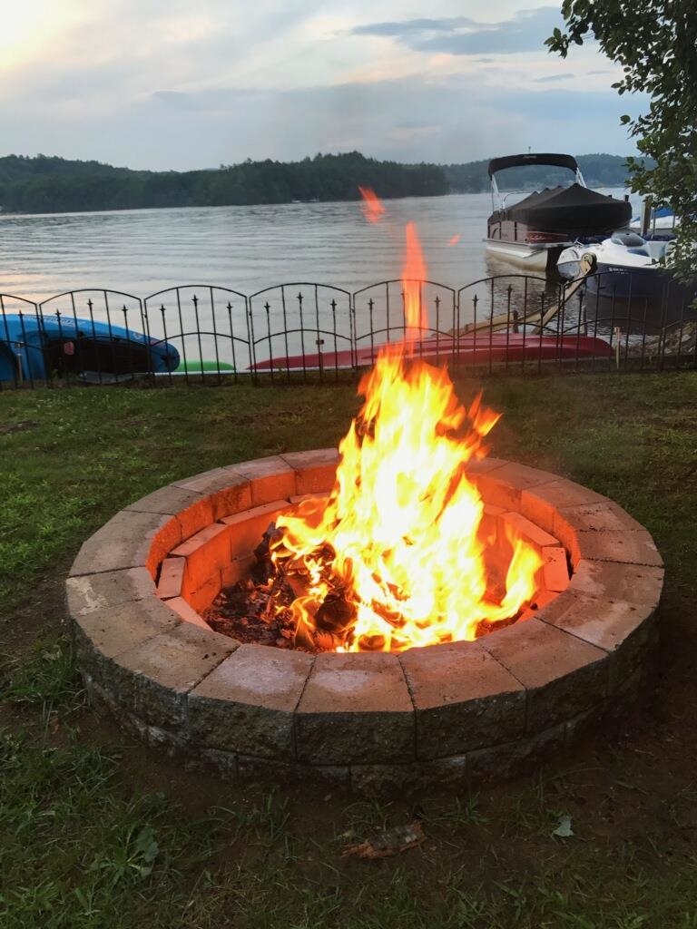 25 Morway Ln, Belmont, NH 03220