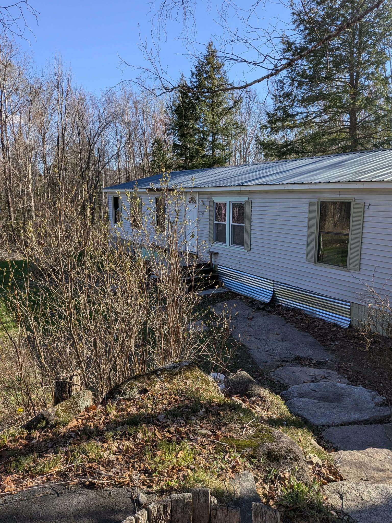 19 Easy Ave, Albany, NH 03818