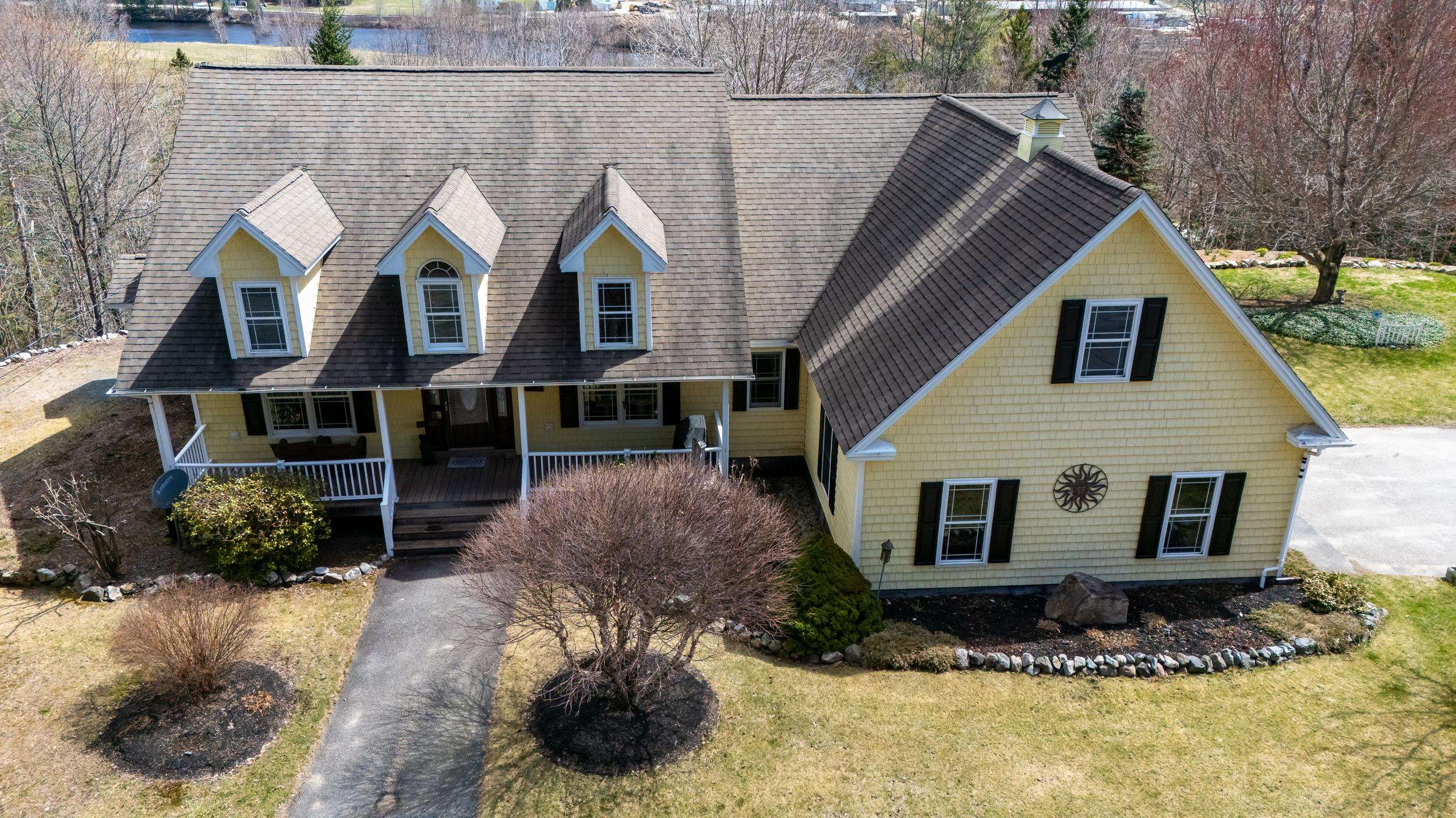 302 Howard St, Berlin, NH 03570