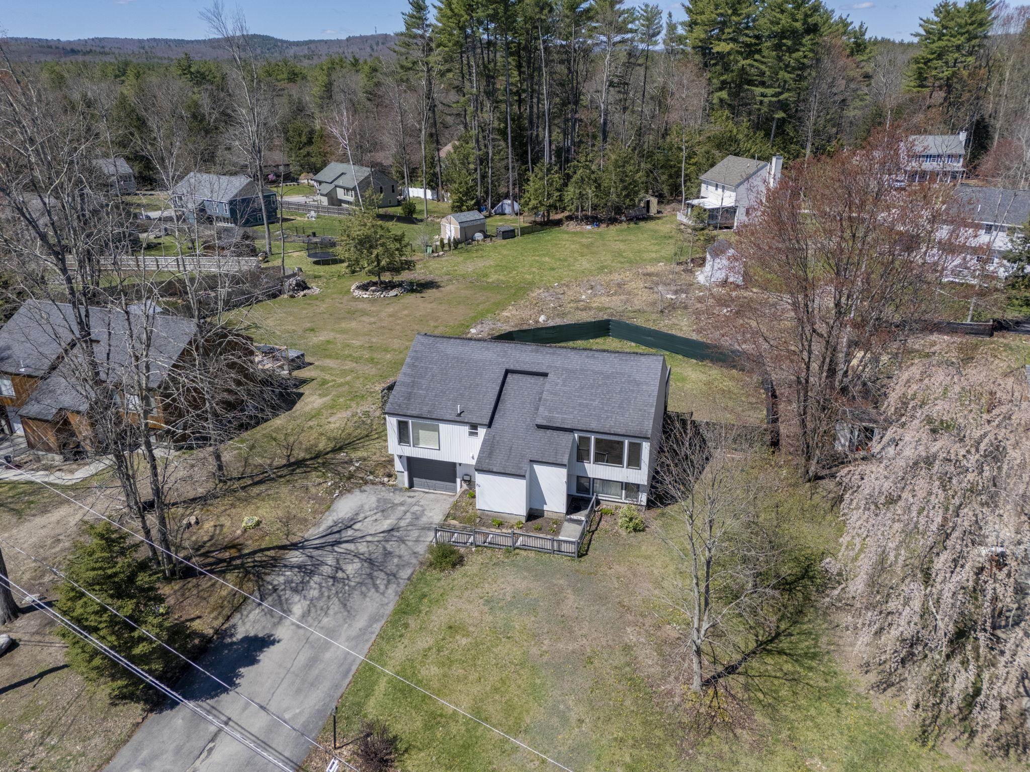 70 Boxwood Cir, Milford, NH 03055