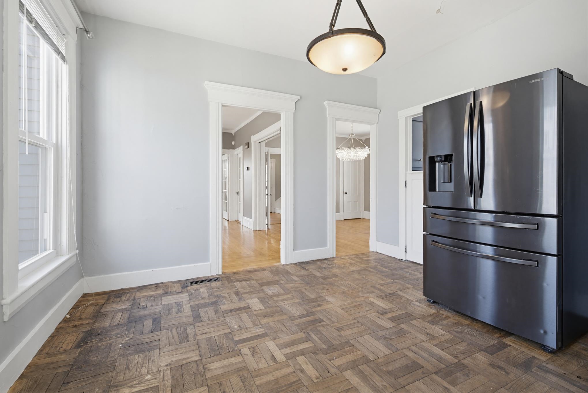 118 N Adams St, Manchester, NH 03104