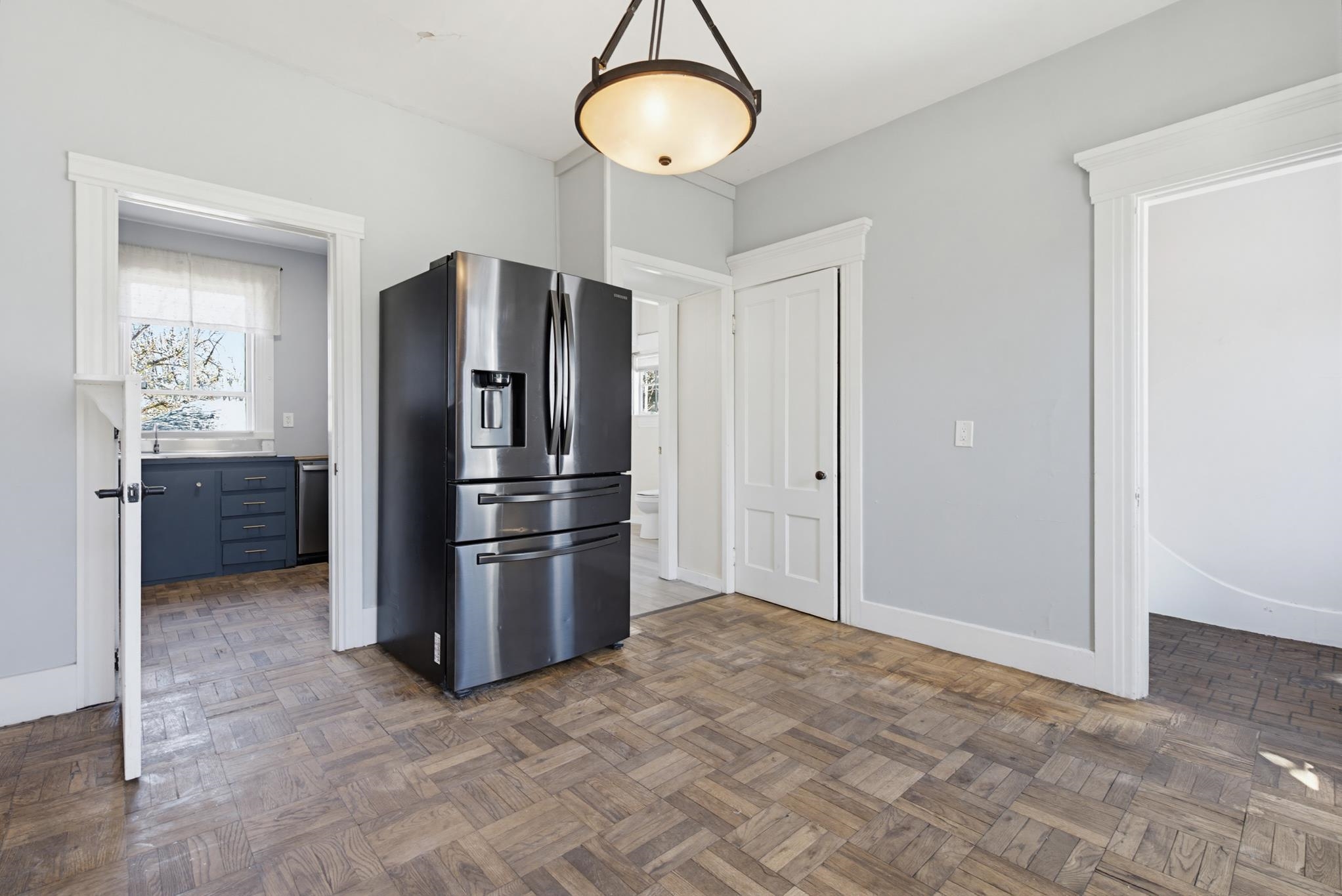 118 N Adams St, Manchester, NH 03104