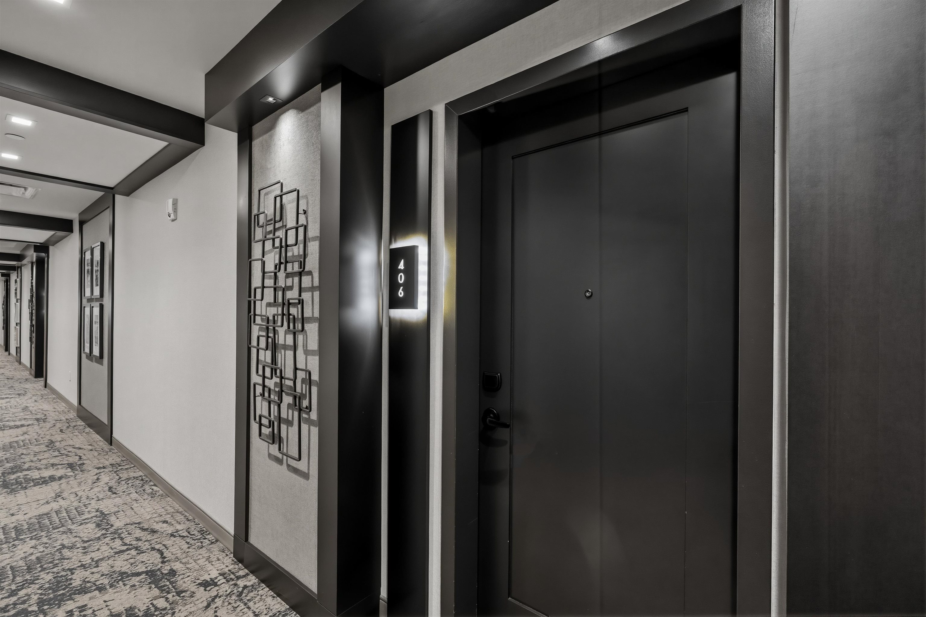 18 Artisan Dr #406, Salem, NH 03079