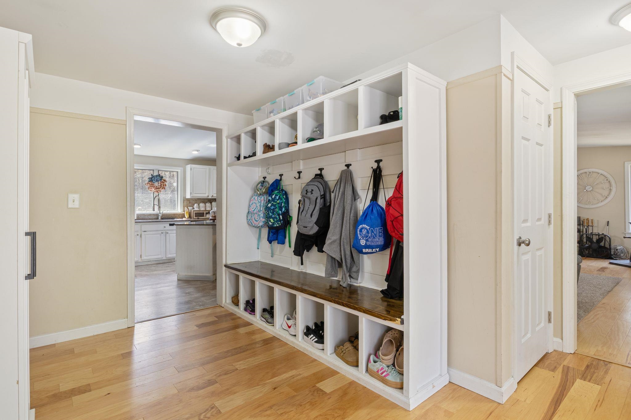 41 Friar Tuck Way, Wolfeboro, NH 03894