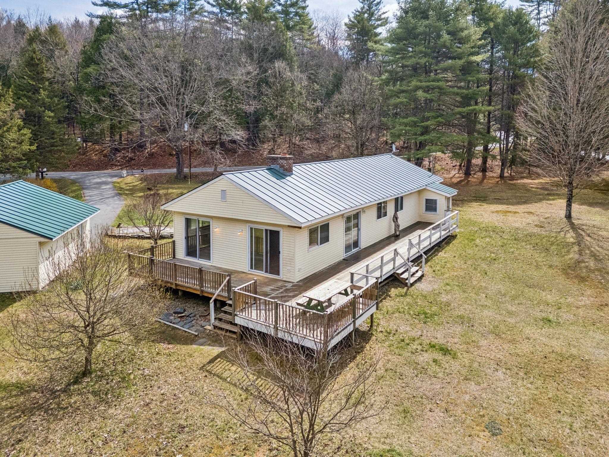 941 Willow Brook Rd, Plainfield, NH 03781