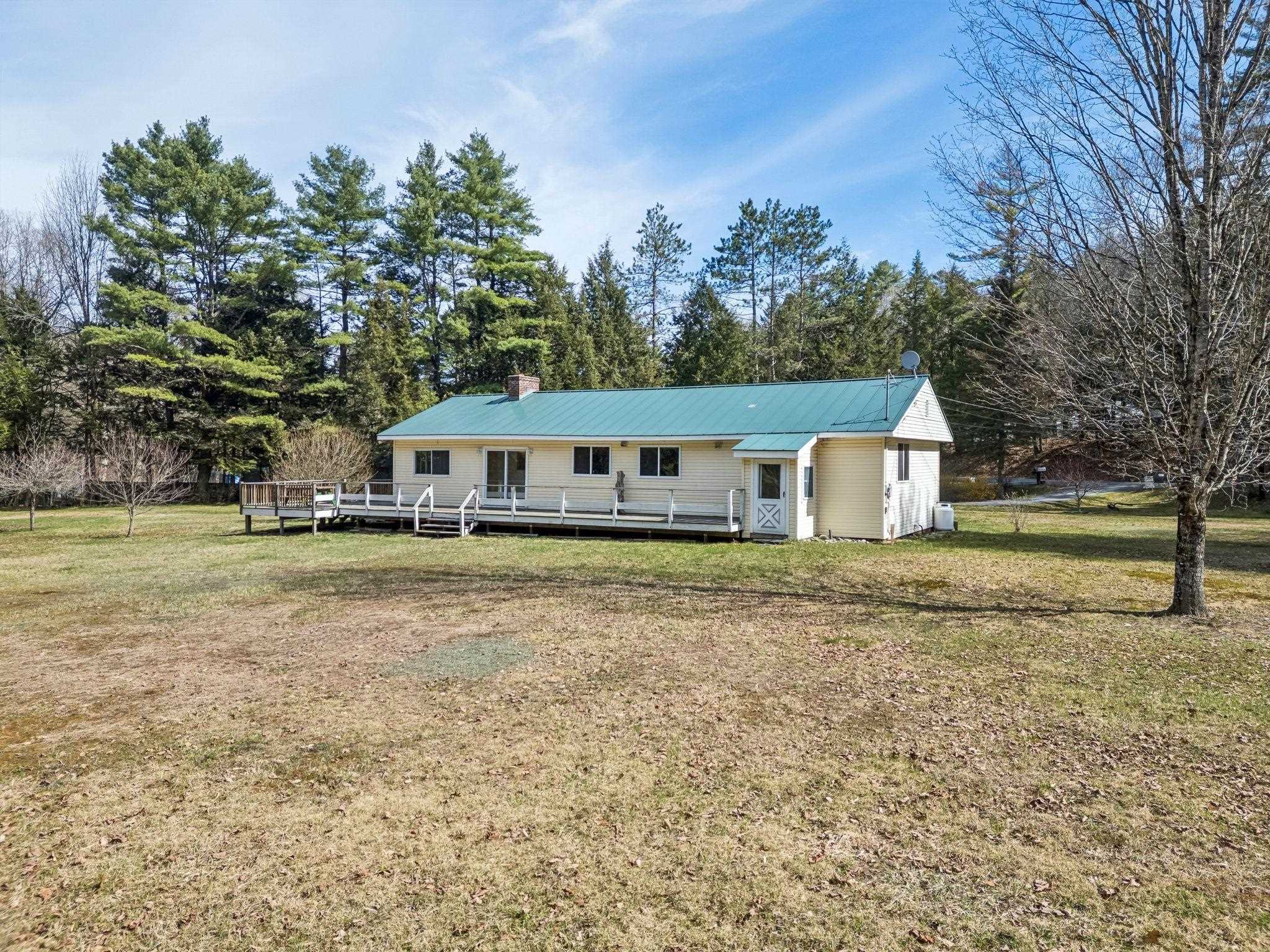 941 Willow Brook Rd, Plainfield, NH 03781