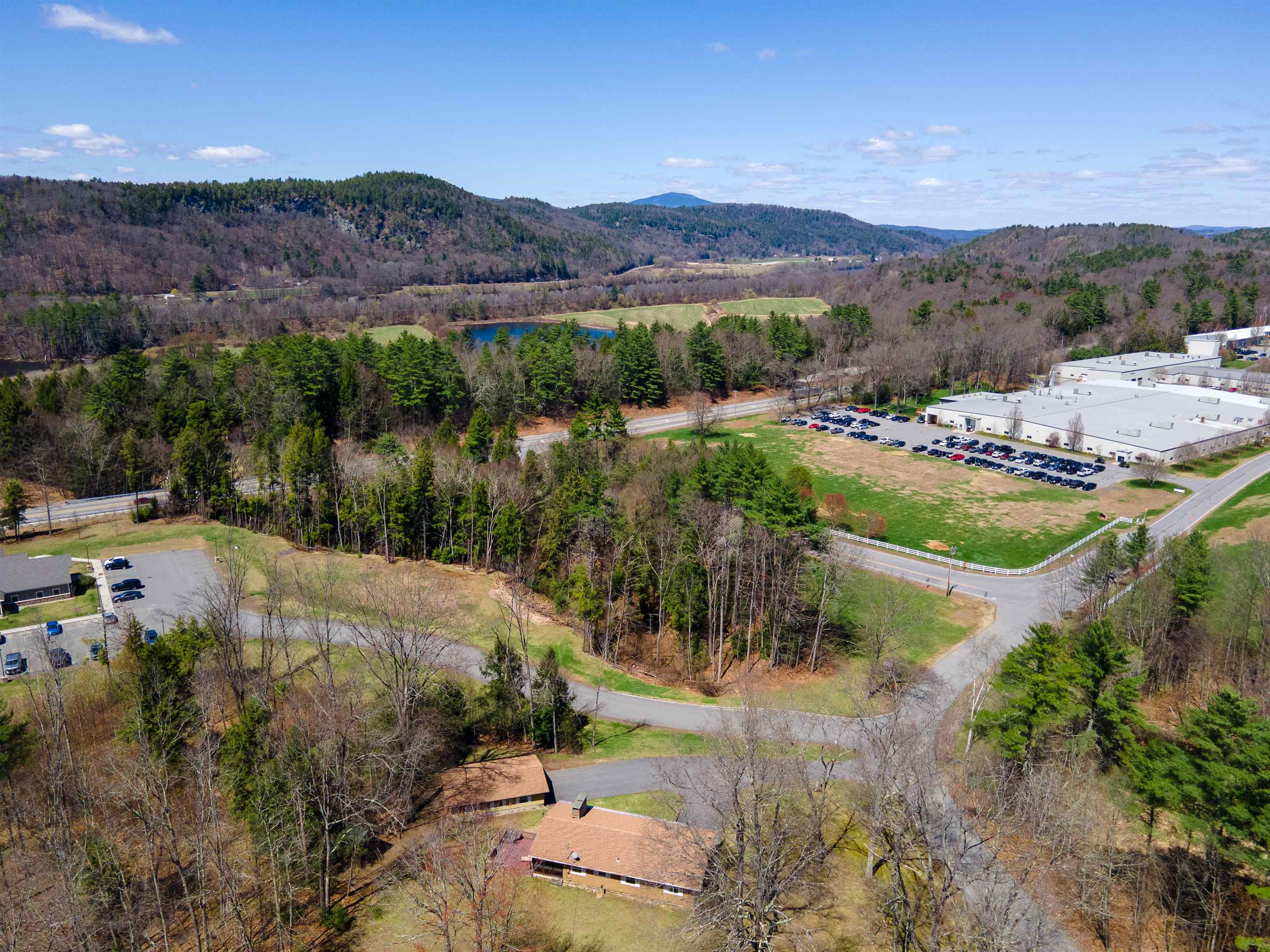 264 Ceda Rd, Charlestown, NH 03603