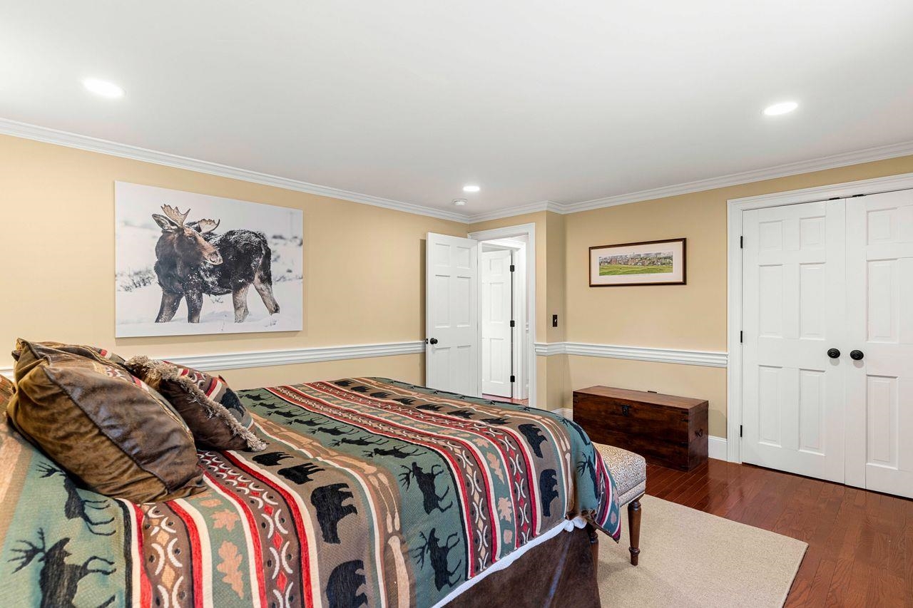 75 Birkdale Rd, Bedford, NH 03110