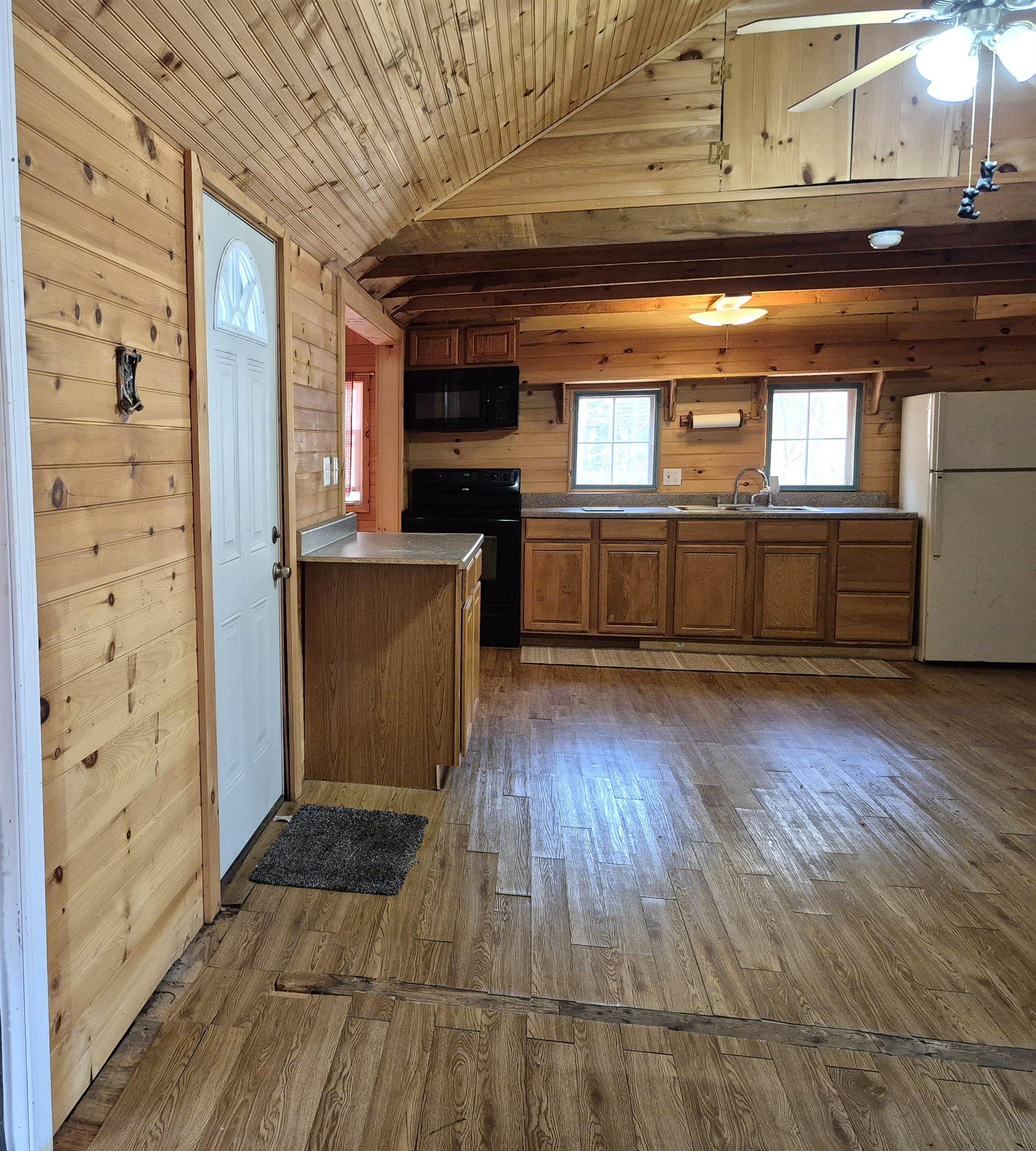 27 Bragdon Farm Rd, Wakefield, NH 03830