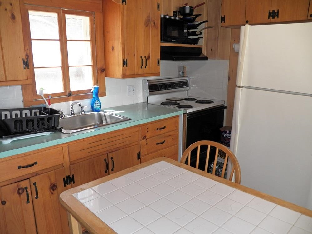374 Route 123n, Stoddard, NH 03464