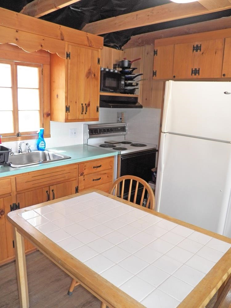 374 Route 123n, Stoddard, NH 03464