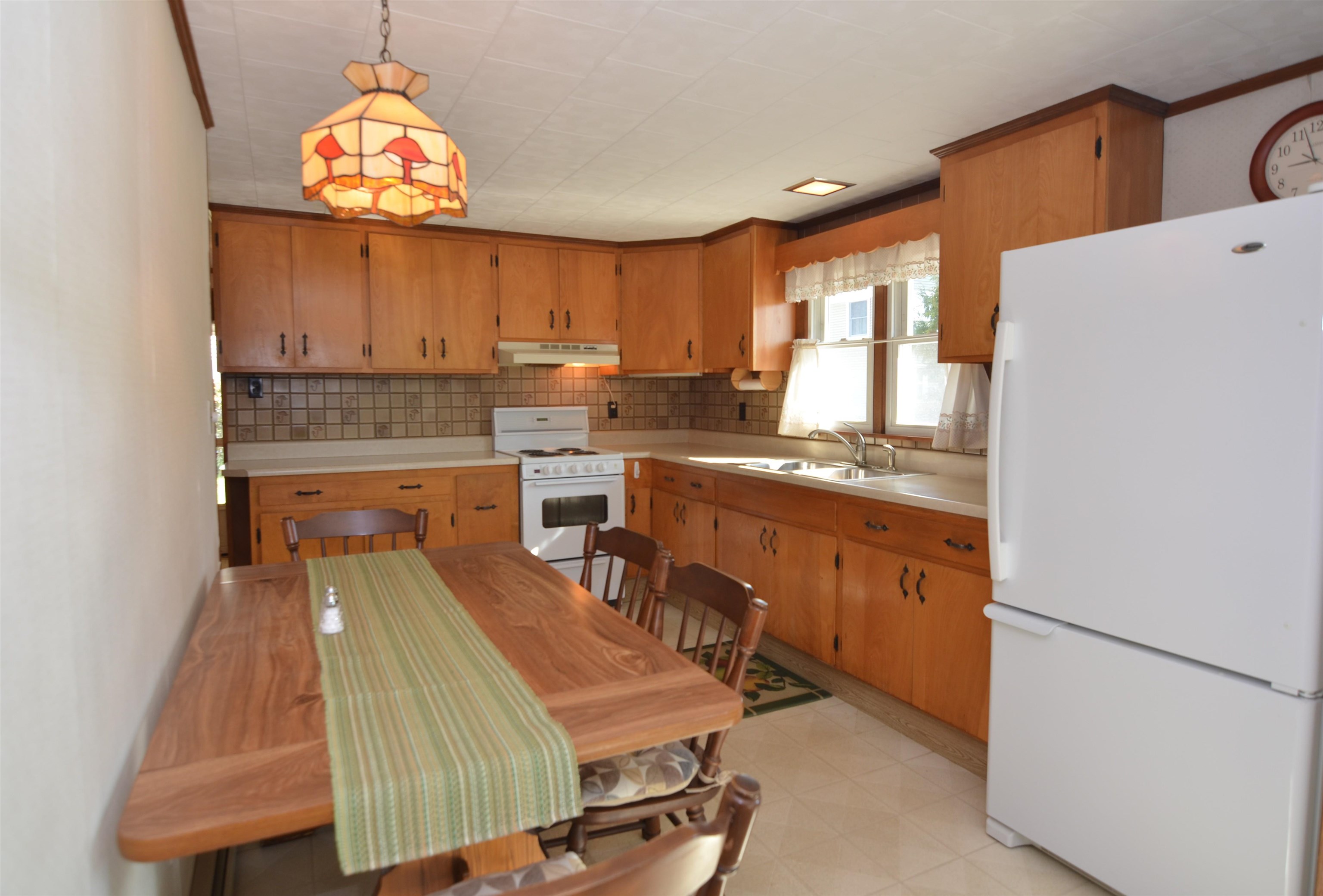 2 Kidder Ave, Franklin, NH 03235