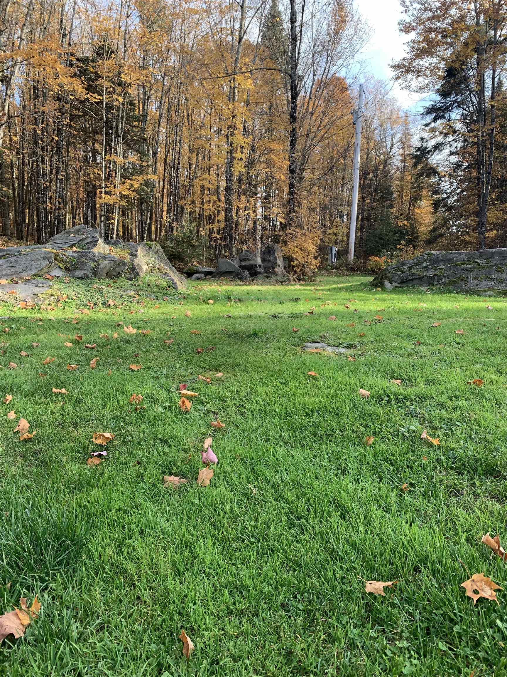 87 Sullivan Dr, Stewartstown, NH 03576