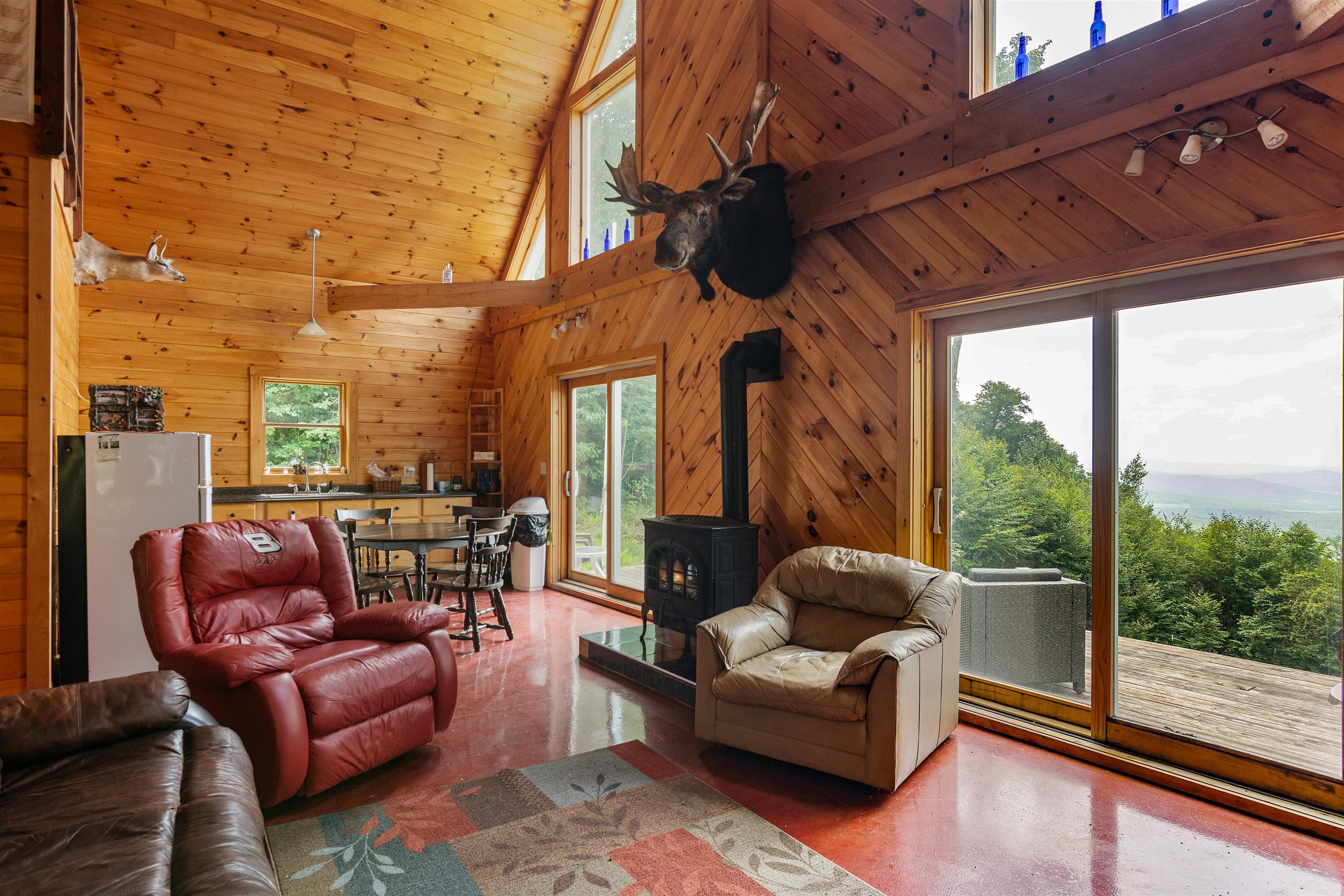 942 Deer Run Ln, Enosburg, VT 05450