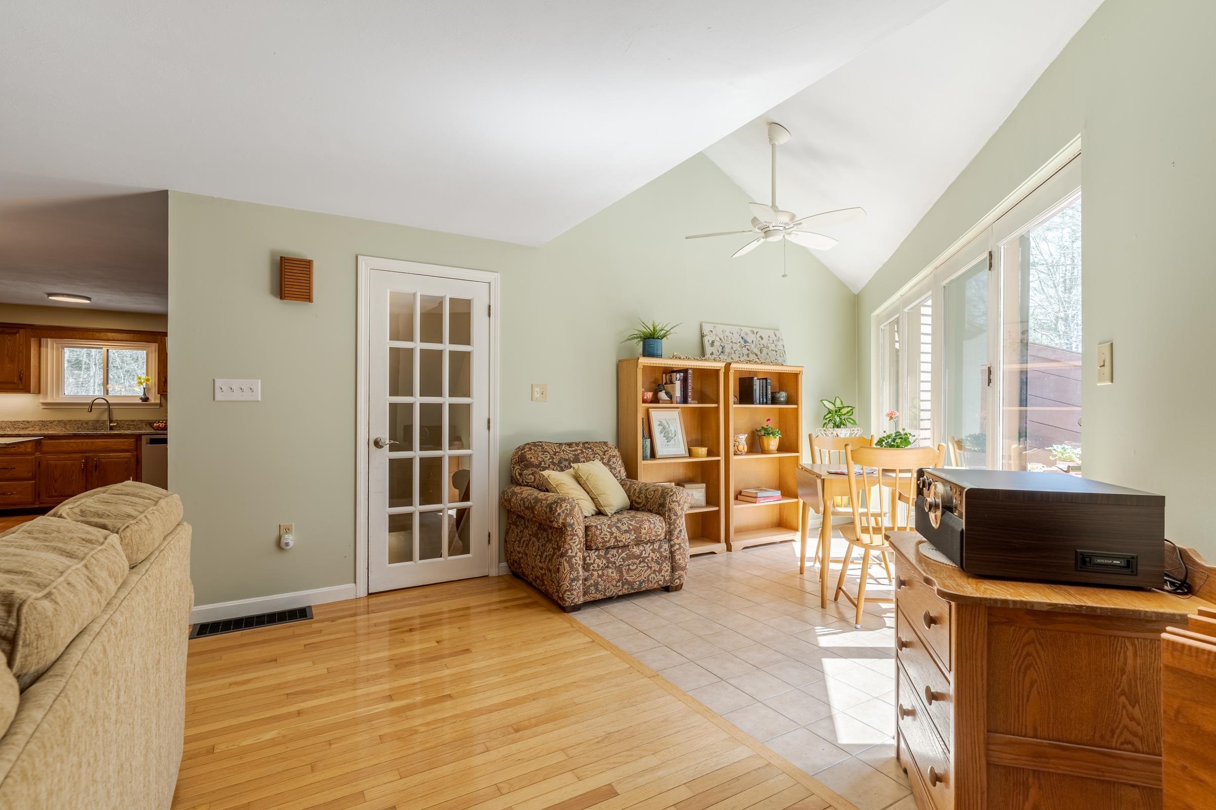 153 Coffin Rd, Epping, NH 03042