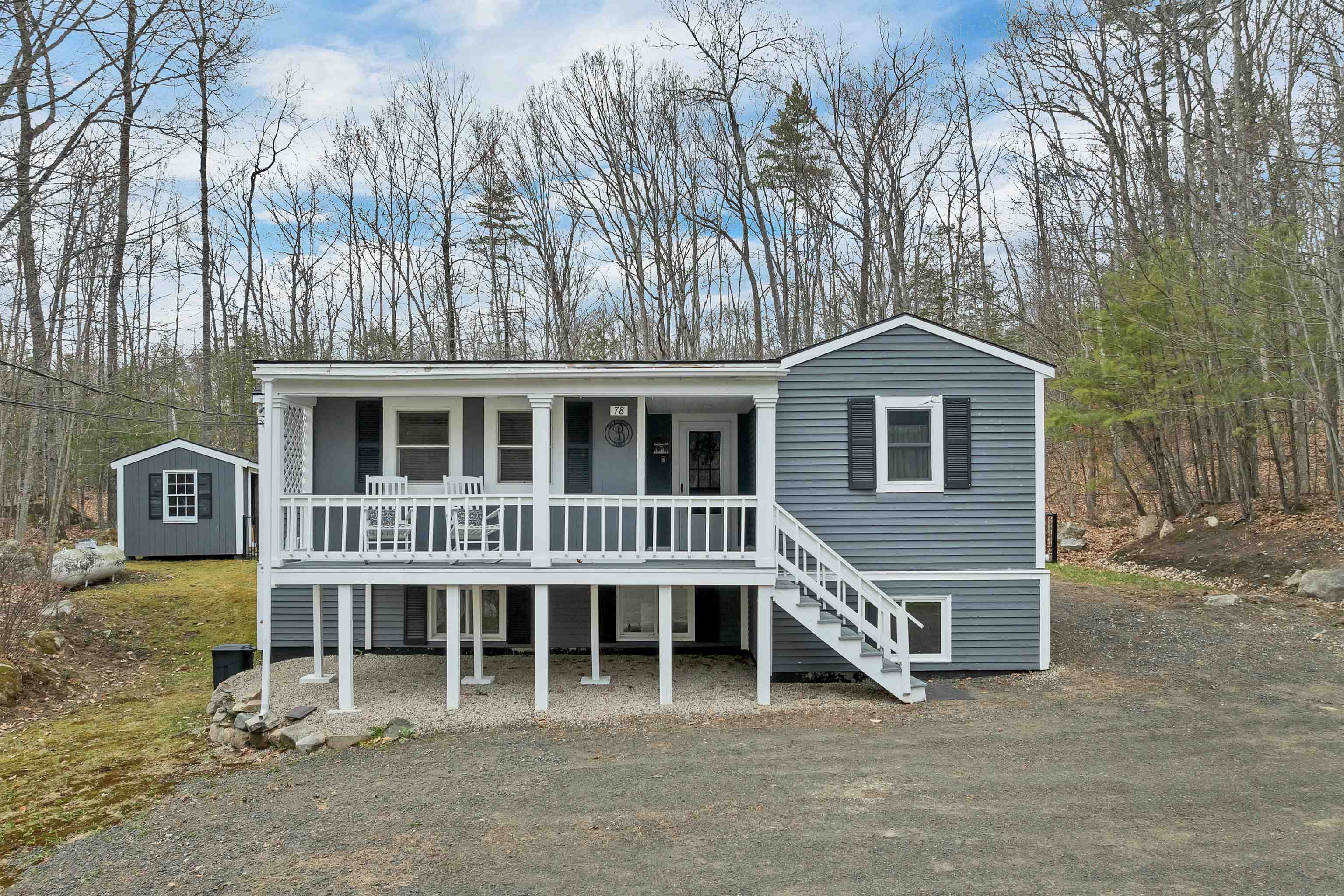 78 Beach Pond Rd, Wolfeboro, NH 03894