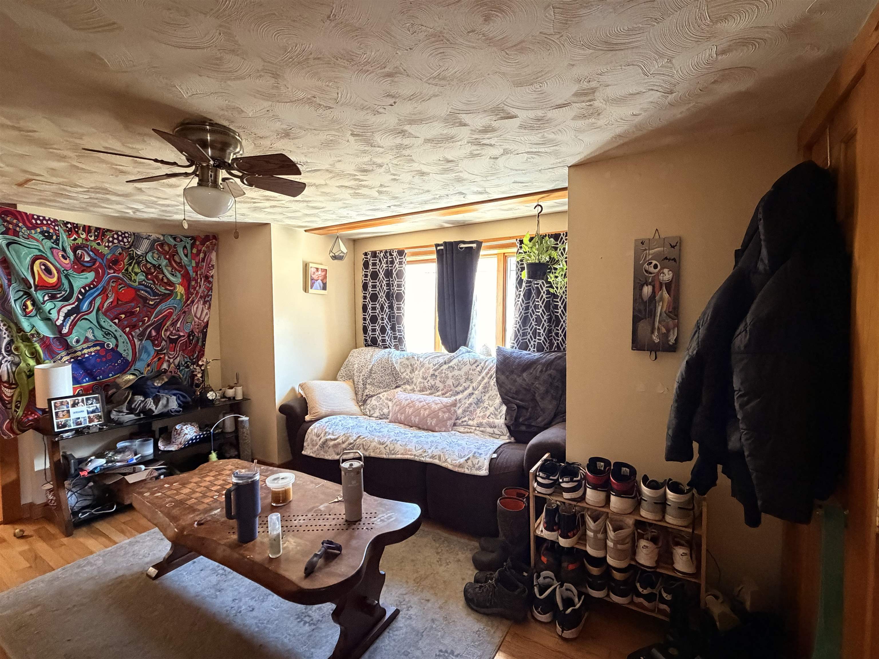 12 Mechanic St, Winchester, NH 03470
