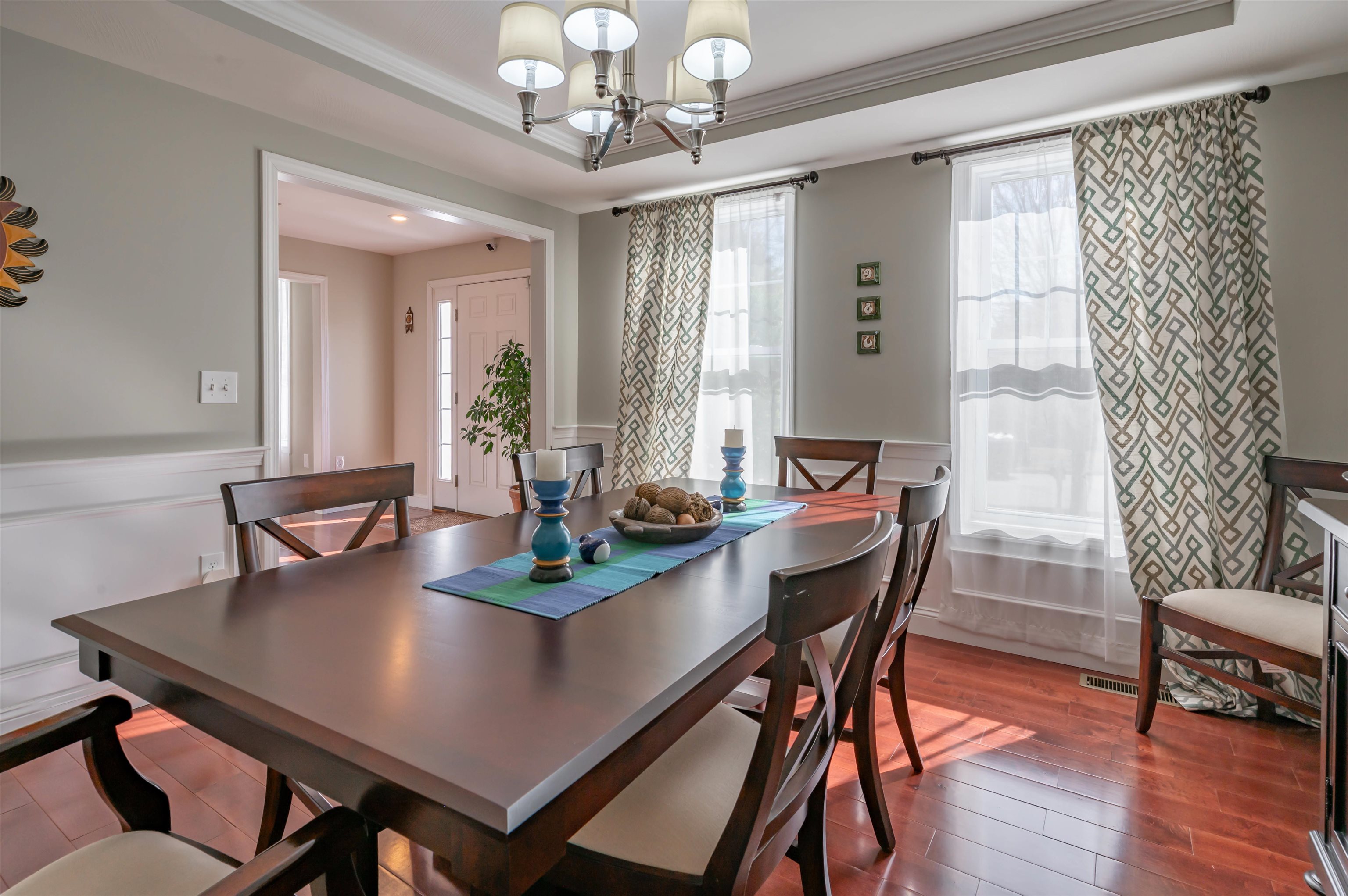 2 Jennifer Dr, Nashua, NH 03062