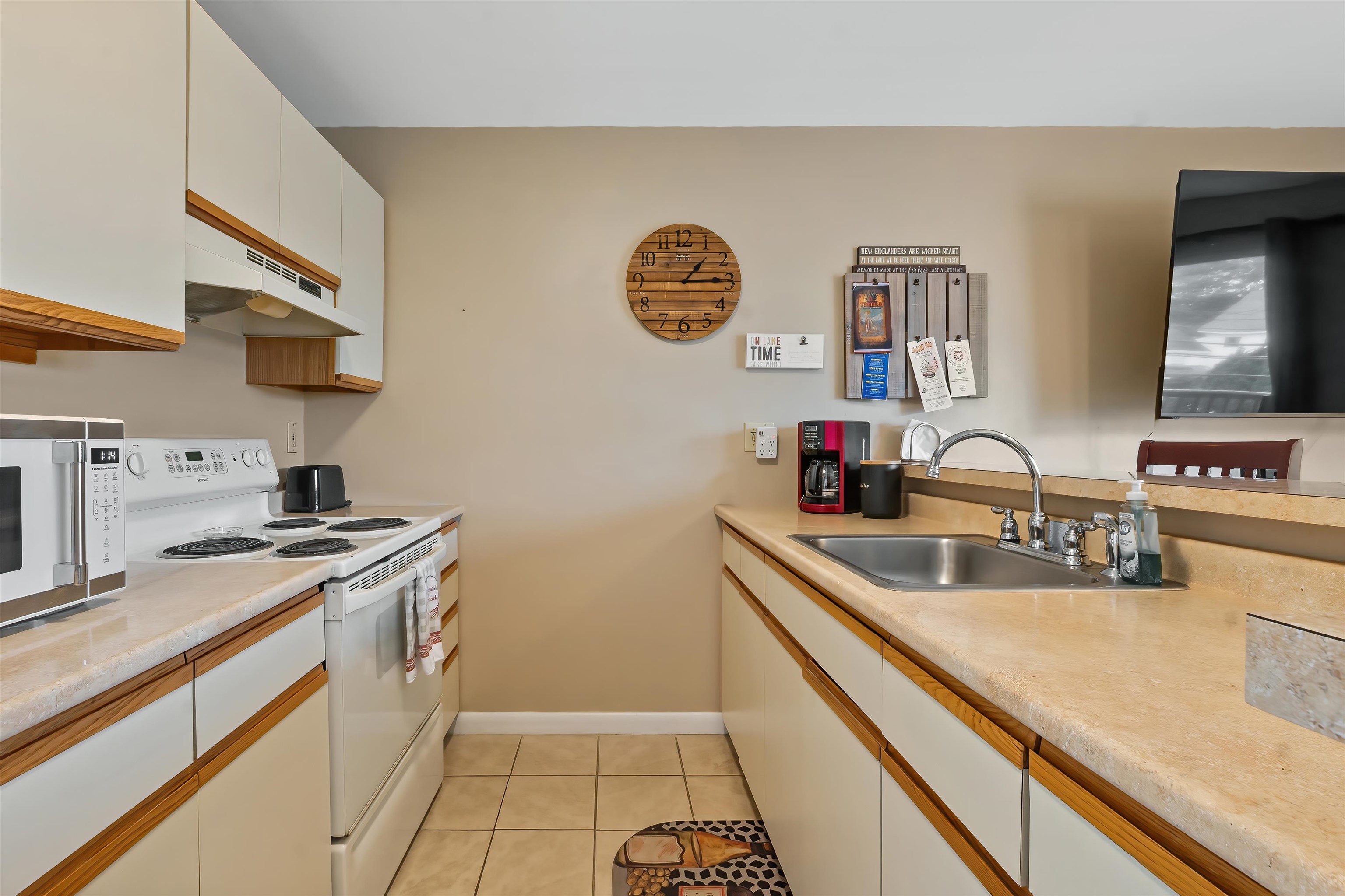 131 Lake St, Gilford, NH 03249