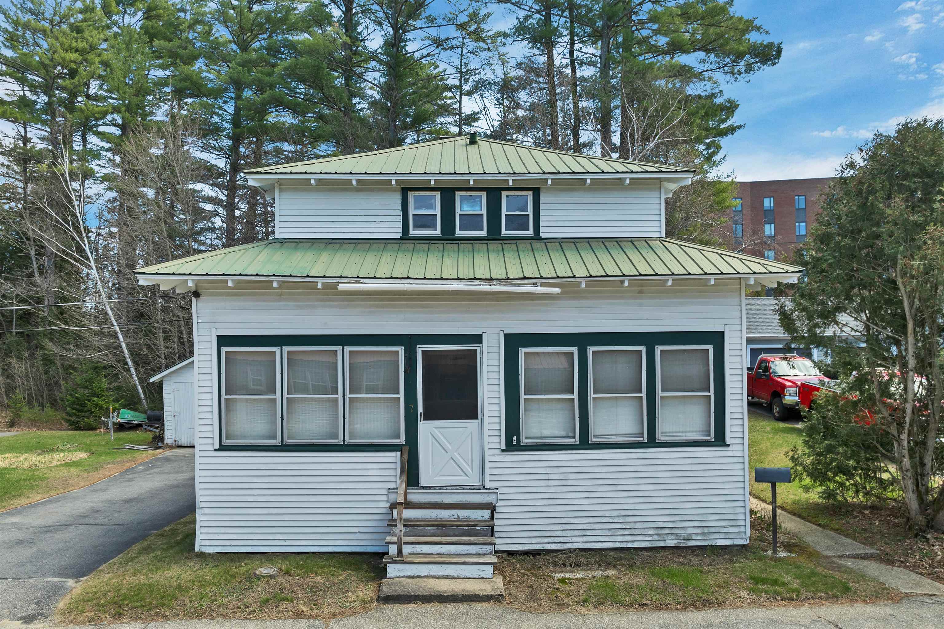 7 Bayley Ave, Plymouth, NH 03264