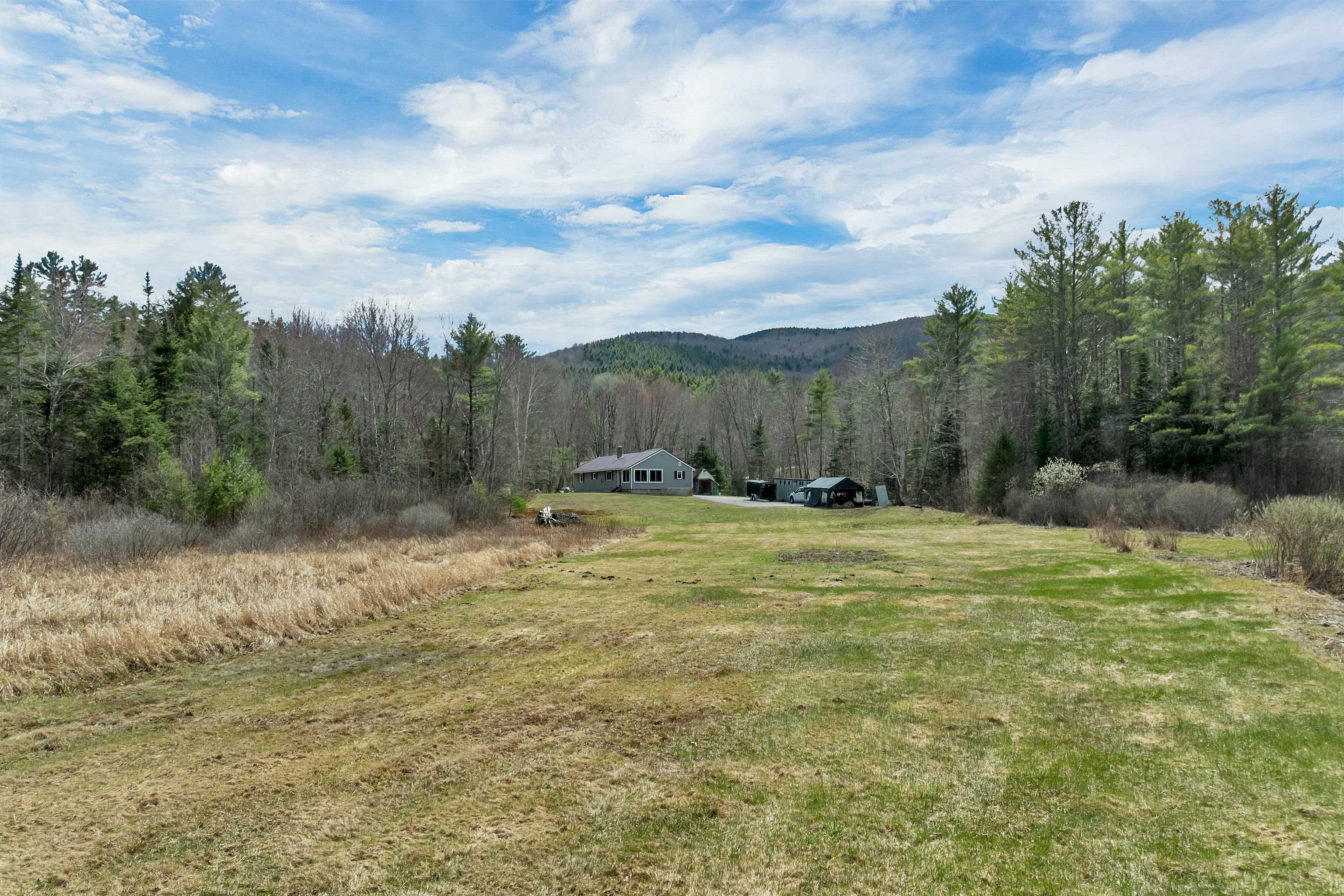 547 Texas Hill Rd, Plymouth, NH 03264