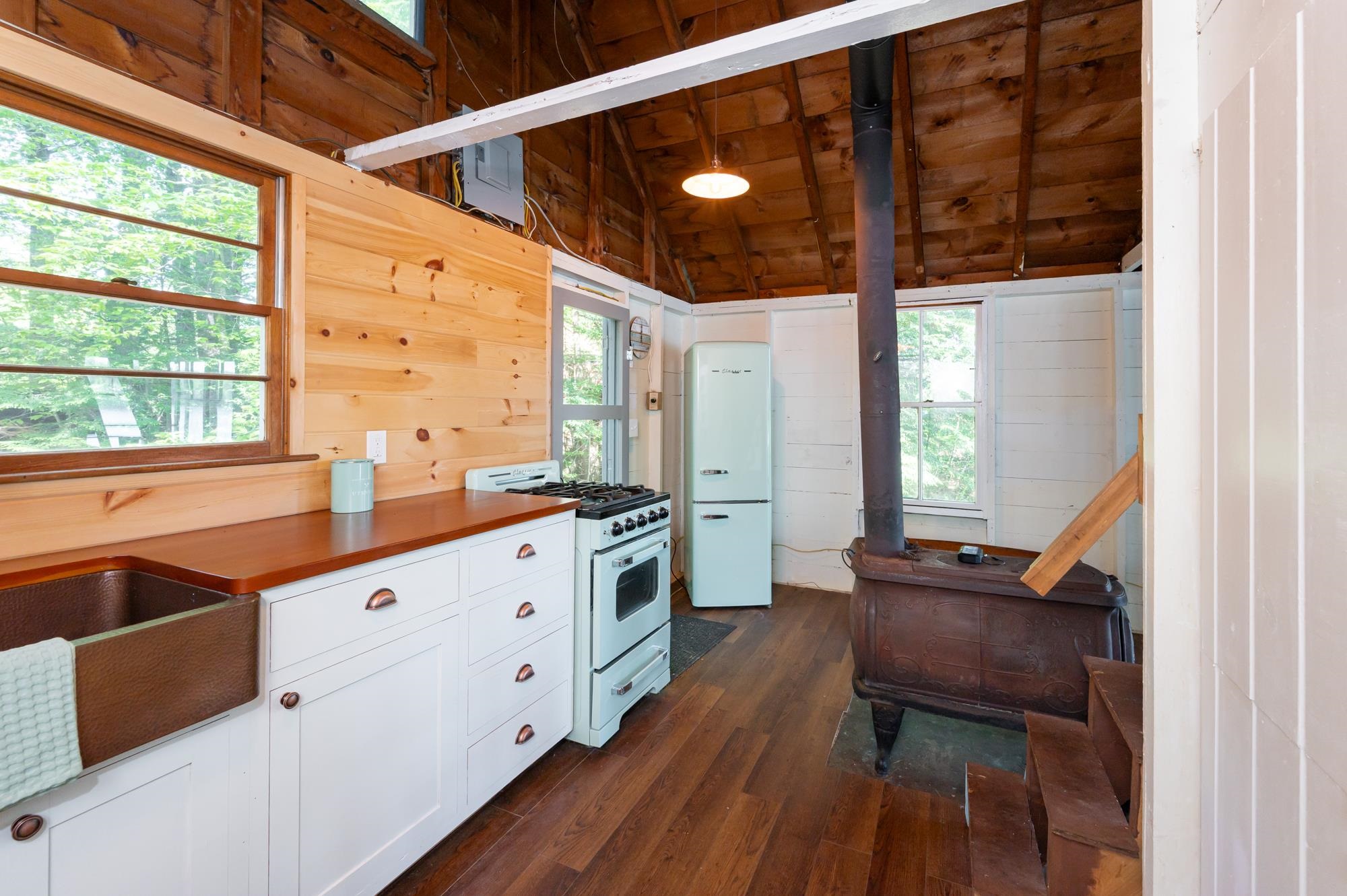 31-33 Sherene Orchard Rd, Meredith, NH 03253