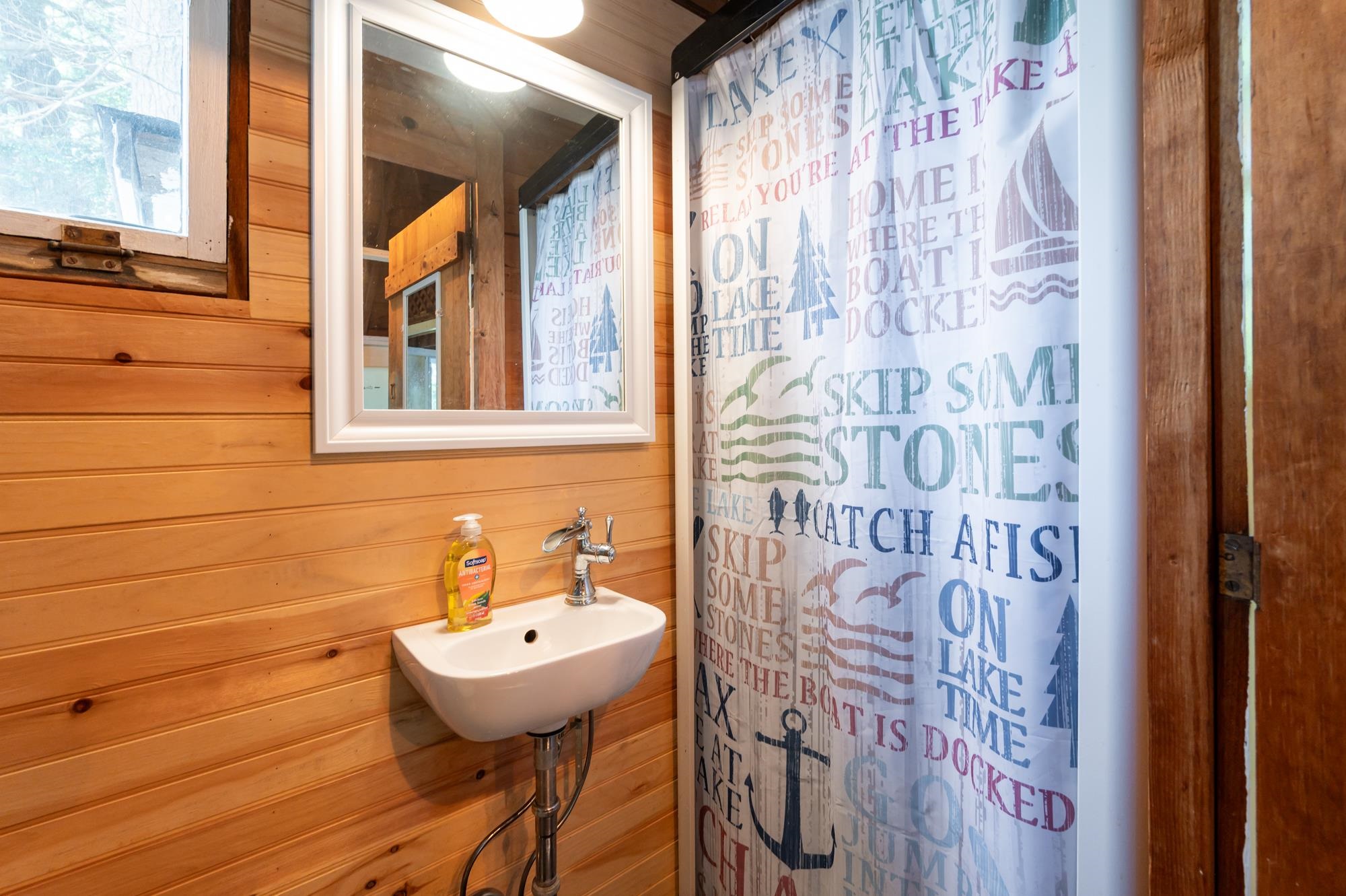 31-33 Sherene Orchard Rd, Meredith, NH 03253