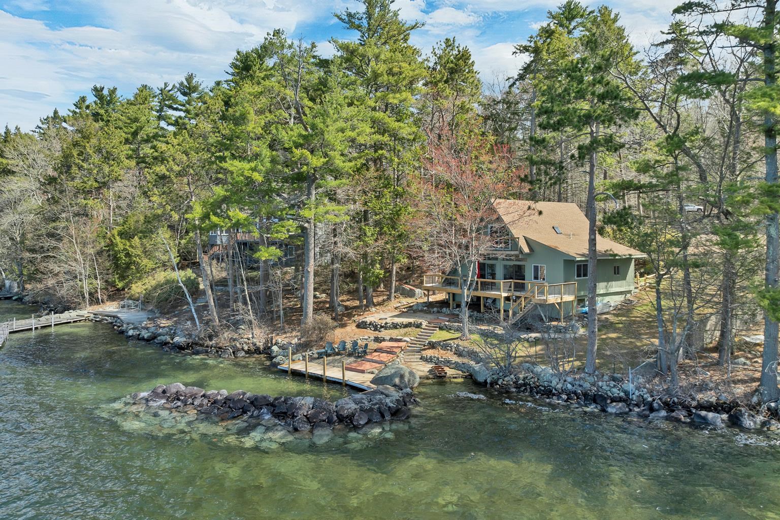 44 Eaglemere Rd, Tuftonboro, NH 03853