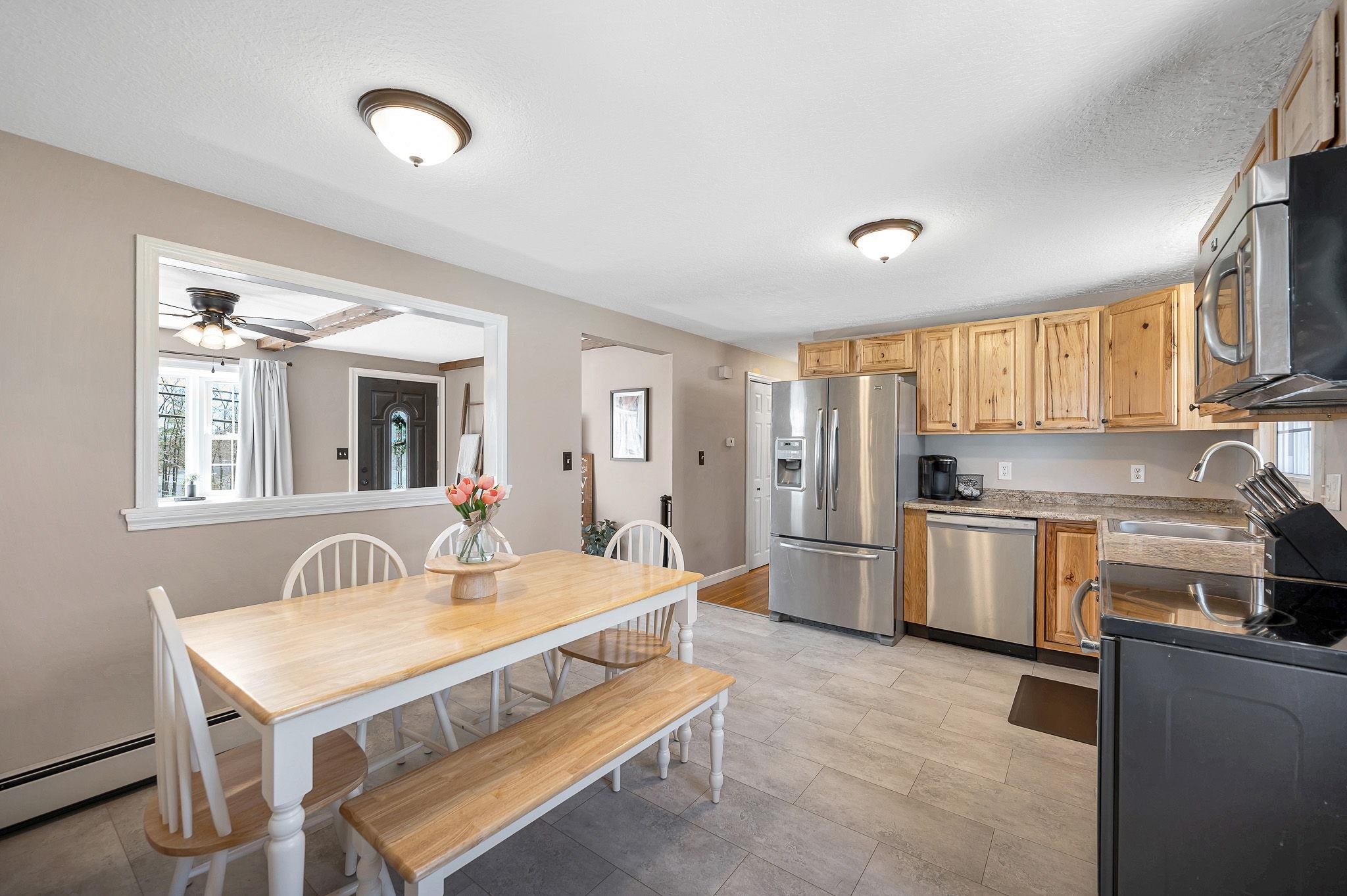 30 Back River Rd, Merrimack, NH 03054