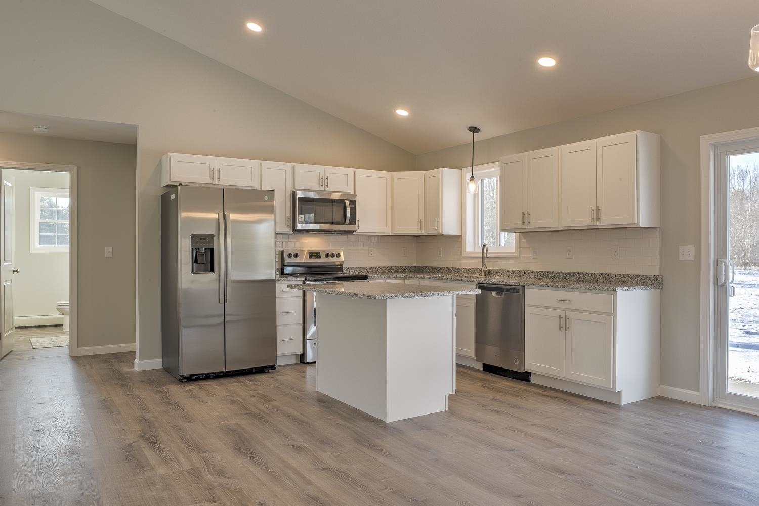 6 Ashley Ave, Hinsdale, NH 03451